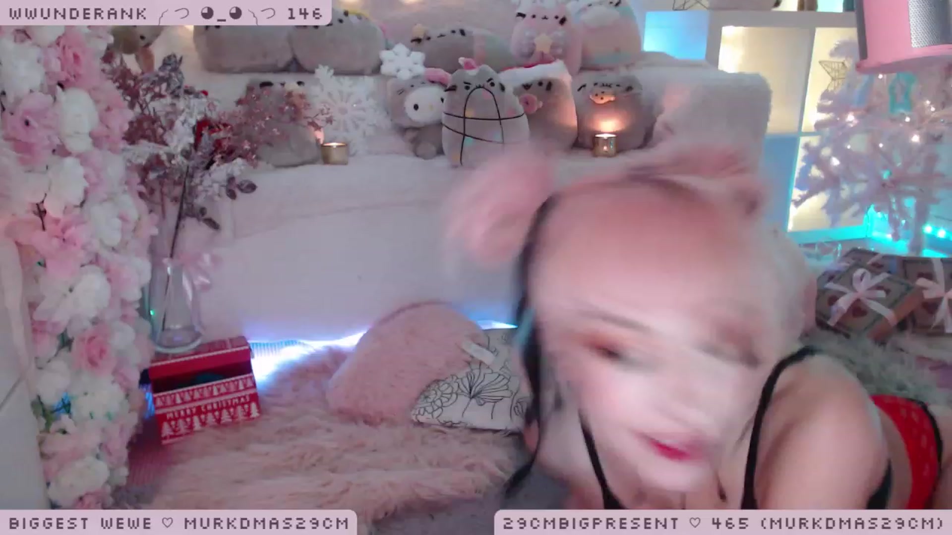 Gallery image thumbnail from MerryBishmas's myfreecams stream on, 12/18/2022, 04:10 image 9 of 20