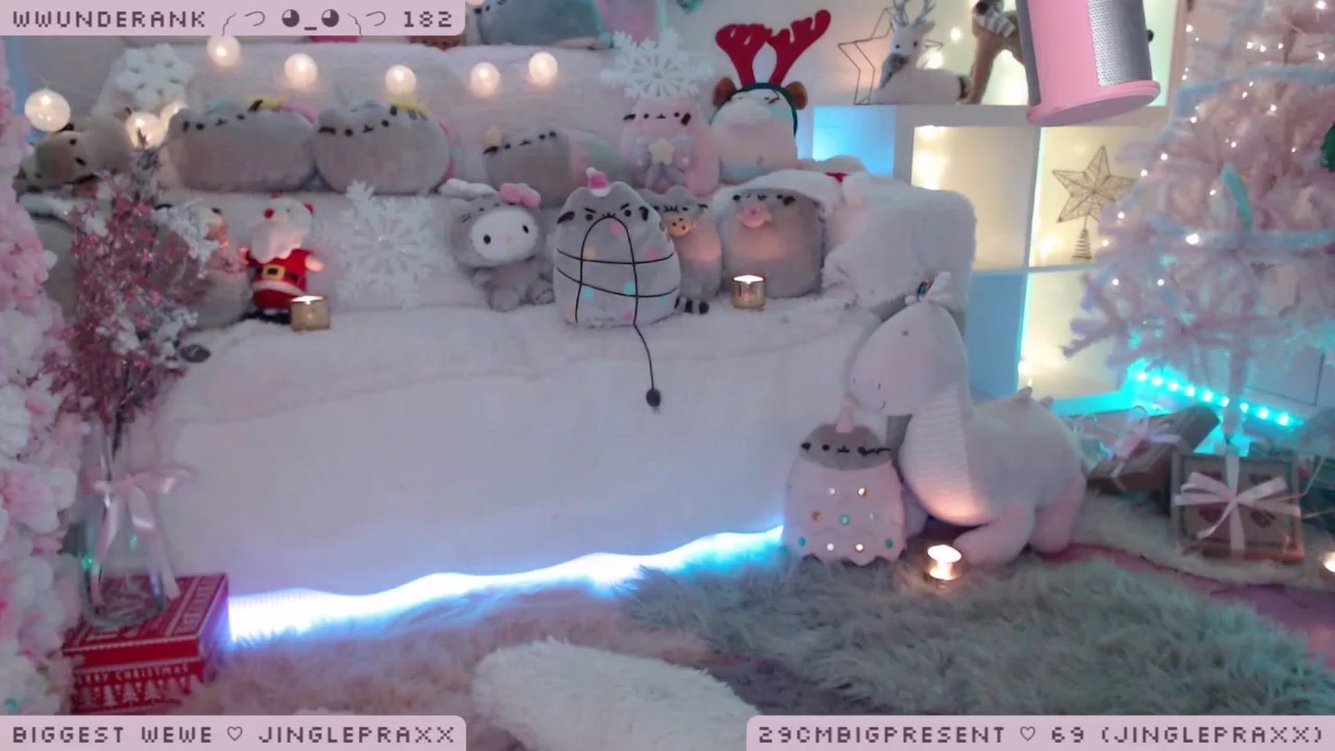 Gallery image thumbnail from MerryBishmas's myfreecams stream on, 12/21/2022, 02:48 image 12 of 20