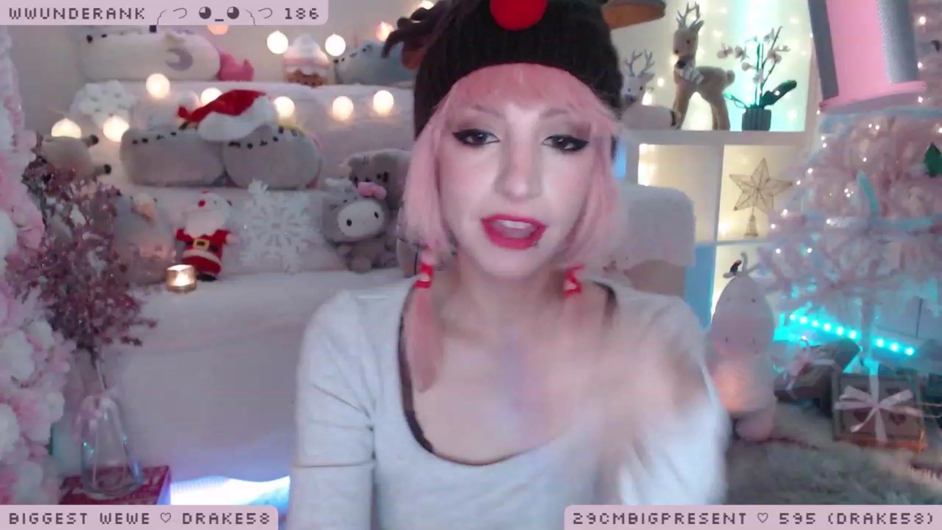 Gallery image thumbnail from MerryBishmas's myfreecams stream on, 12/22/2022, 02:29 image 1 of 20