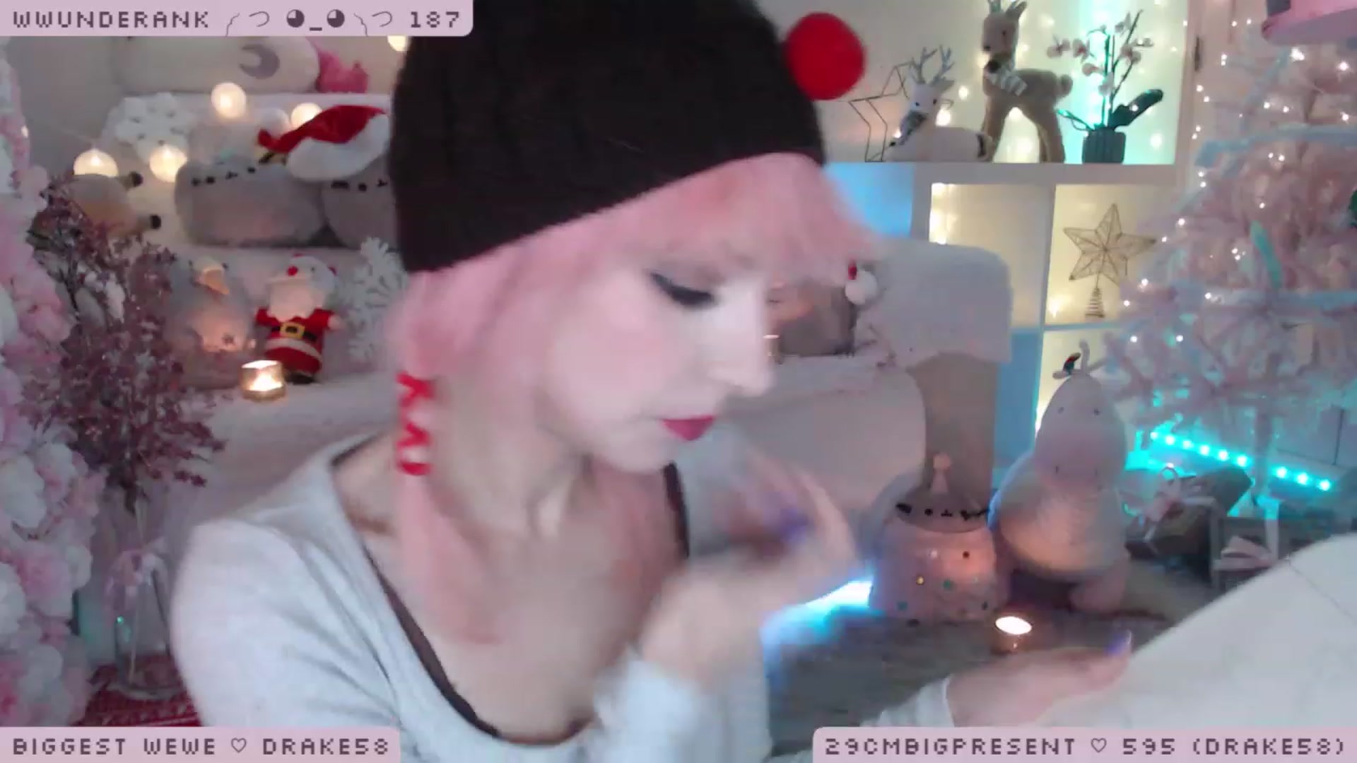 Gallery image thumbnail from MerryBishmas's myfreecams stream on, 12/22/2022, 03:05 image 4 of 20