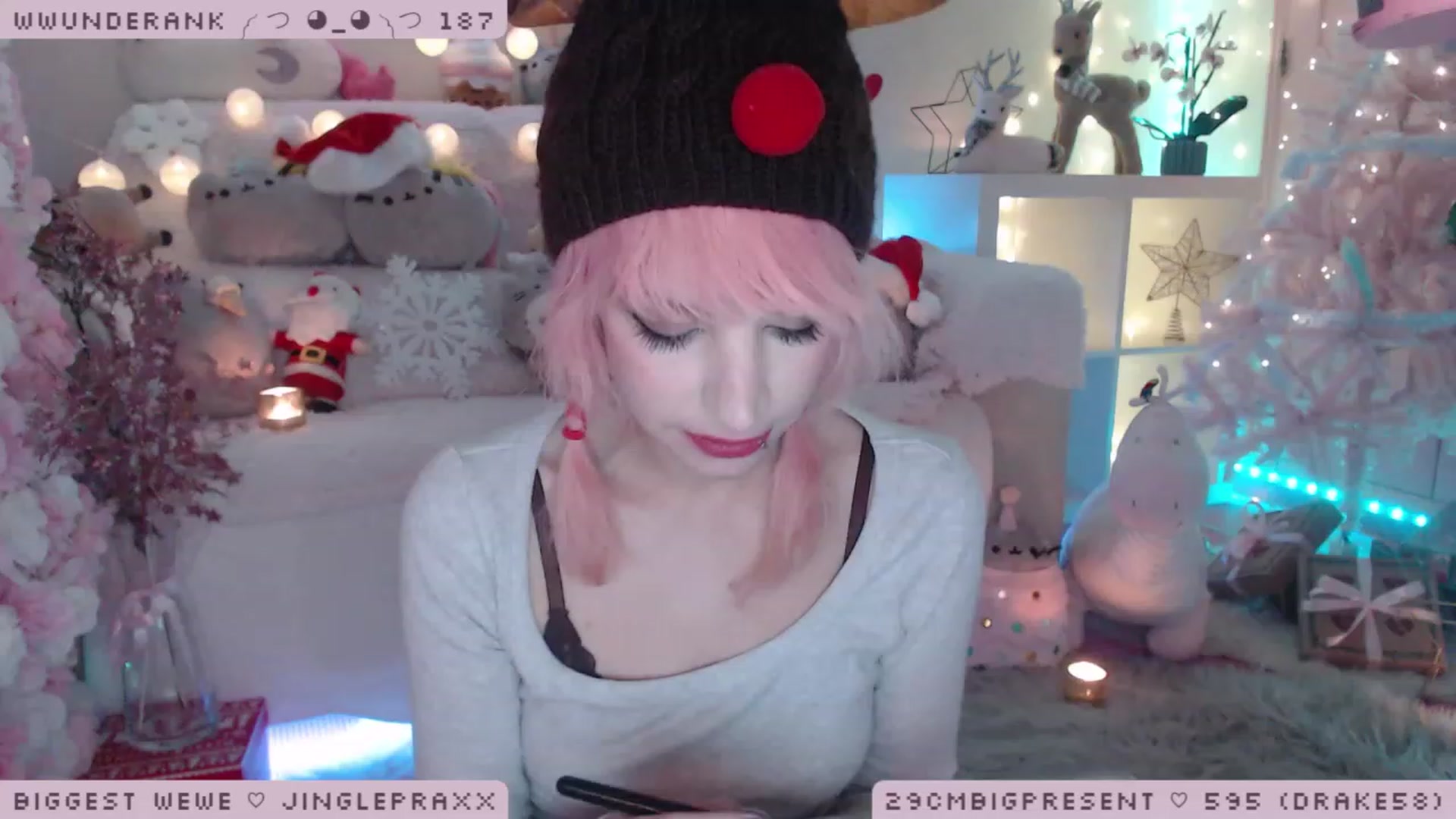 Gallery image thumbnail from MerryBishmas's myfreecams stream on, 12/22/2022, 03:05 image 5 of 20
