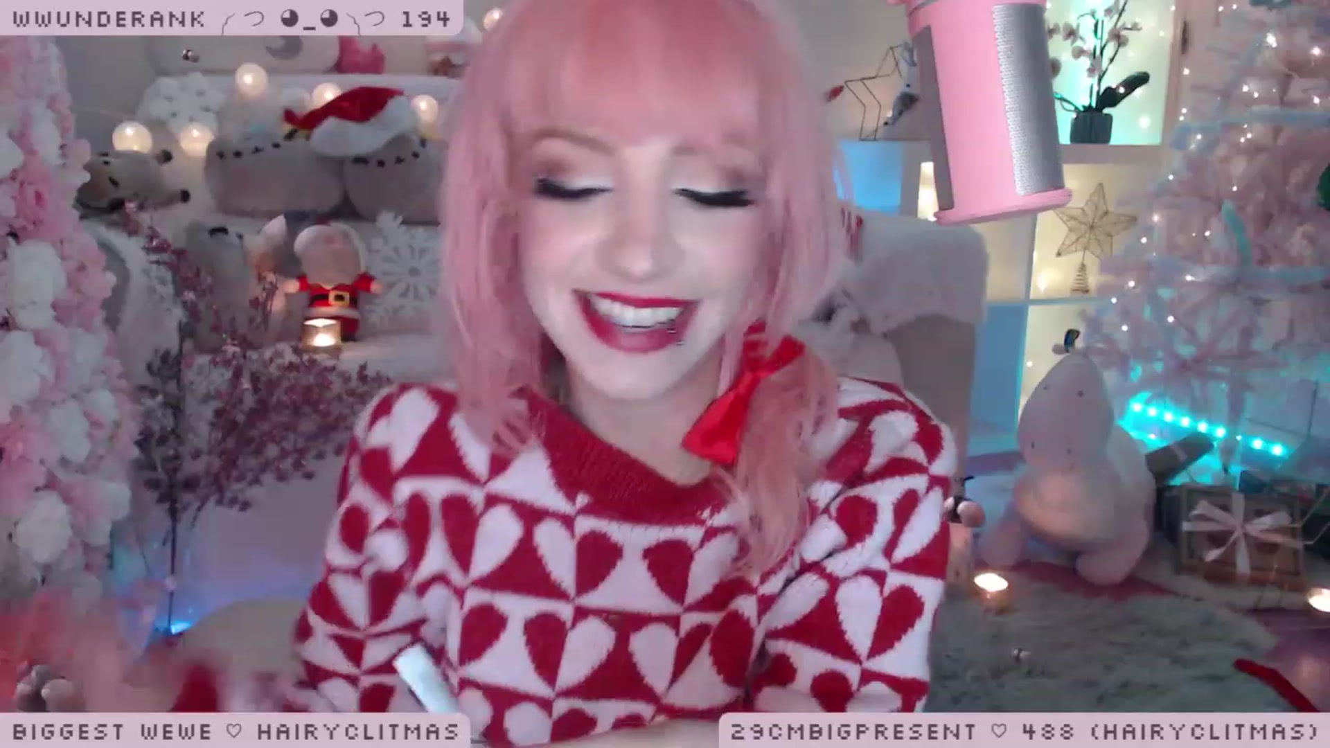 Gallery image thumbnail from MerryBishmas's myfreecams stream on, 12/23/2022, 24:12 image 13 of 20