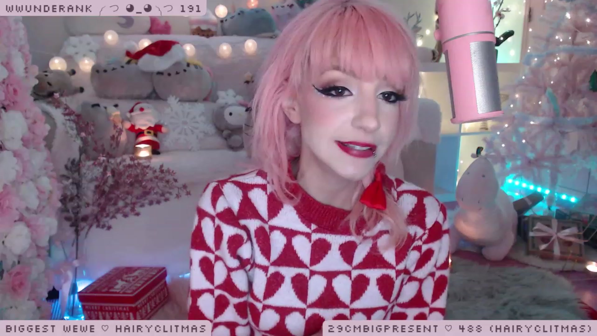 Gallery image thumbnail from MerryBishmas's myfreecams stream on, 12/23/2022, 24:12 image 15 of 20