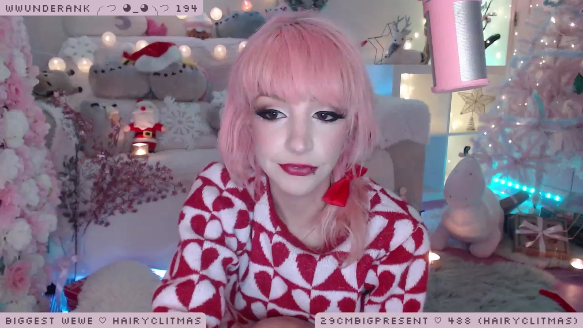 Gallery image thumbnail from MerryBishmas's myfreecams stream on, 12/23/2022, 24:49 image 2 of 20