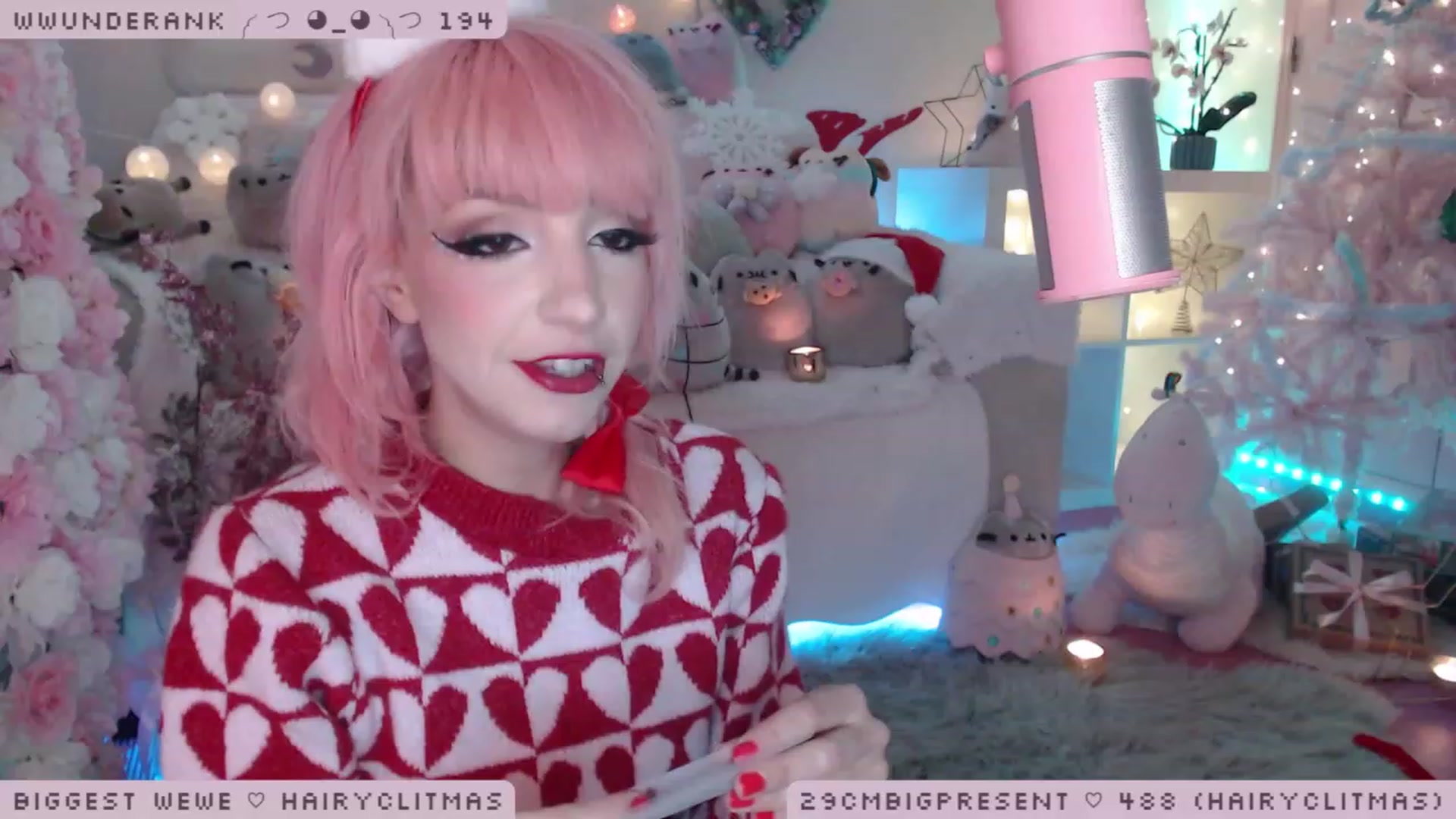 Gallery image thumbnail from MerryBishmas's myfreecams stream on, 12/23/2022, 24:49 image 10 of 20
