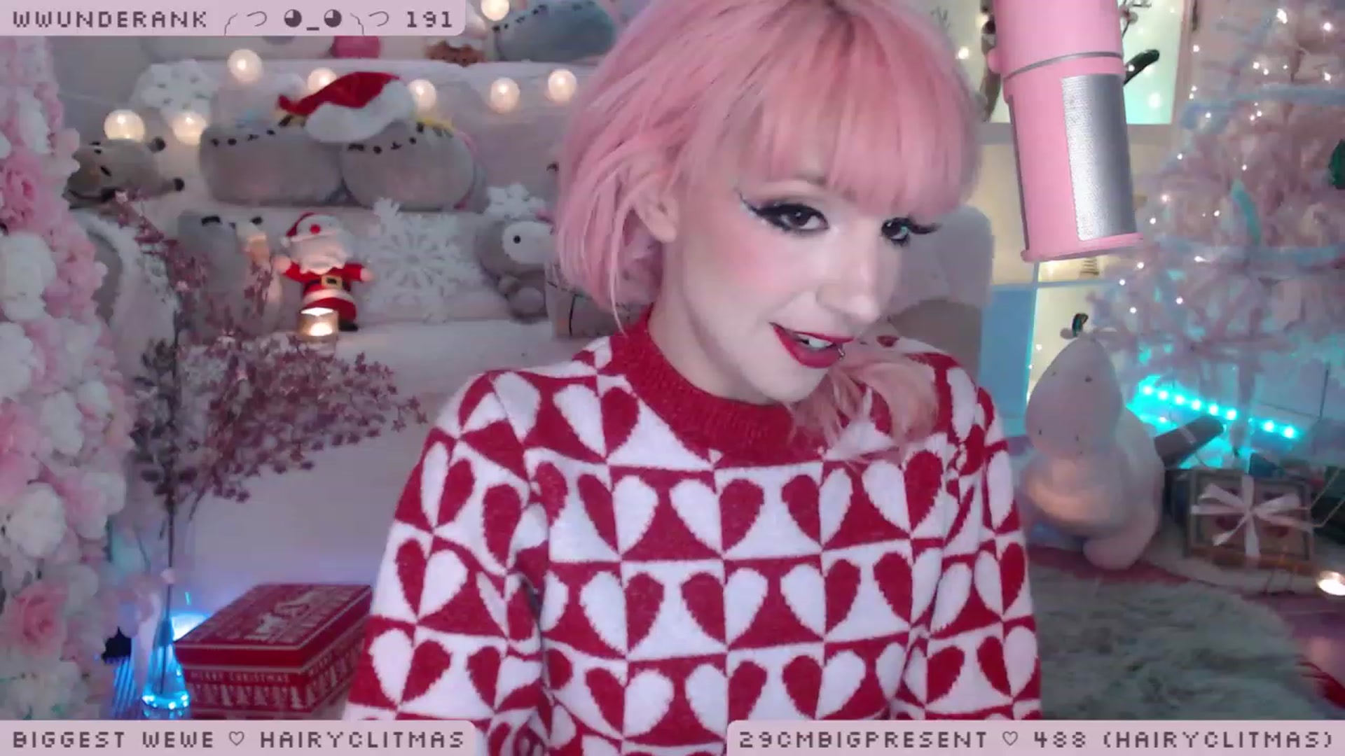 Gallery image thumbnail from MerryBishmas's myfreecams stream on, 12/23/2022, 24:49 image 18 of 20