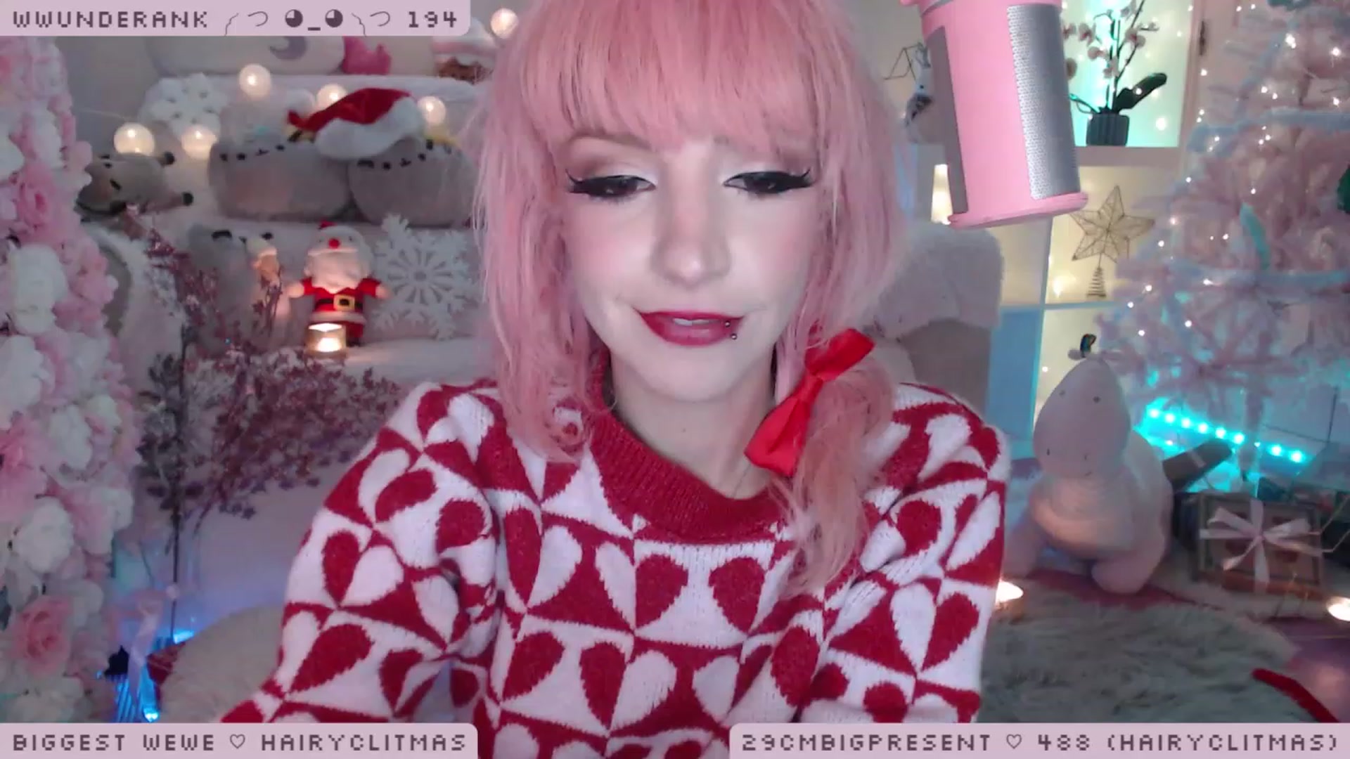 Gallery image thumbnail from MerryBishmas's myfreecams stream on, 12/23/2022, 24:49 image 15 of 20
