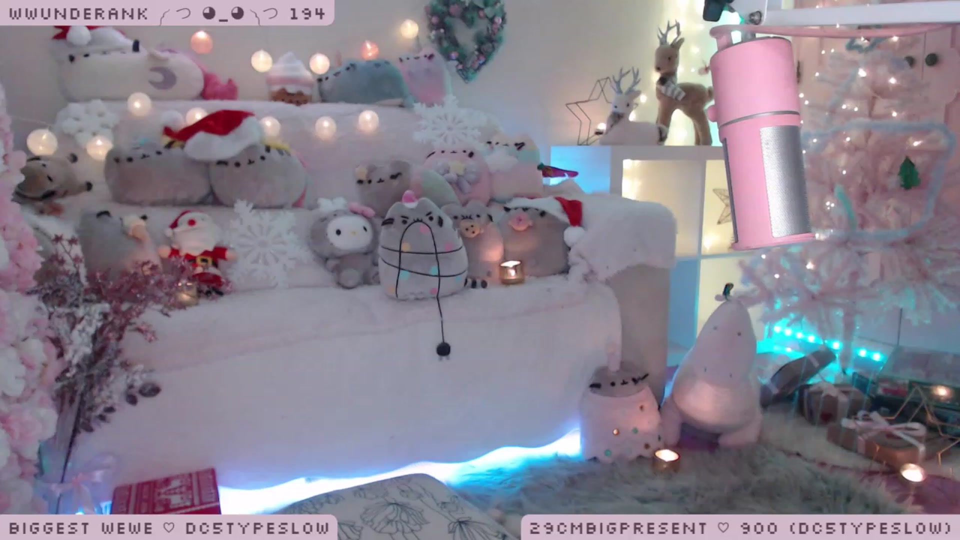 Gallery image thumbnail from MerryBishmas's myfreecams stream on, 12/24/2022, 01:13 image 7 of 20