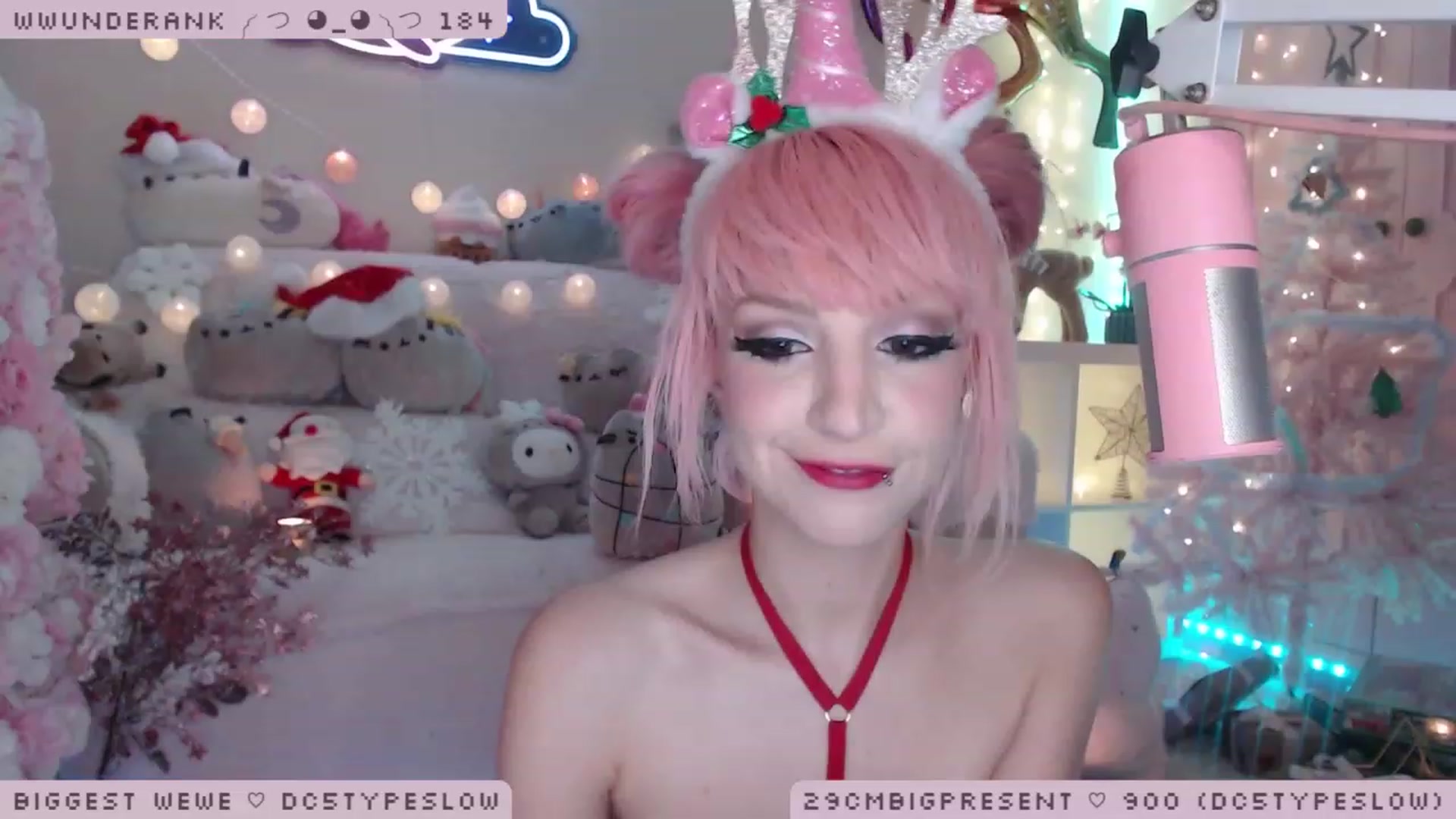 Gallery image thumbnail from MerryBishmas's myfreecams stream on, 12/24/2022, 01:13 image 13 of 20