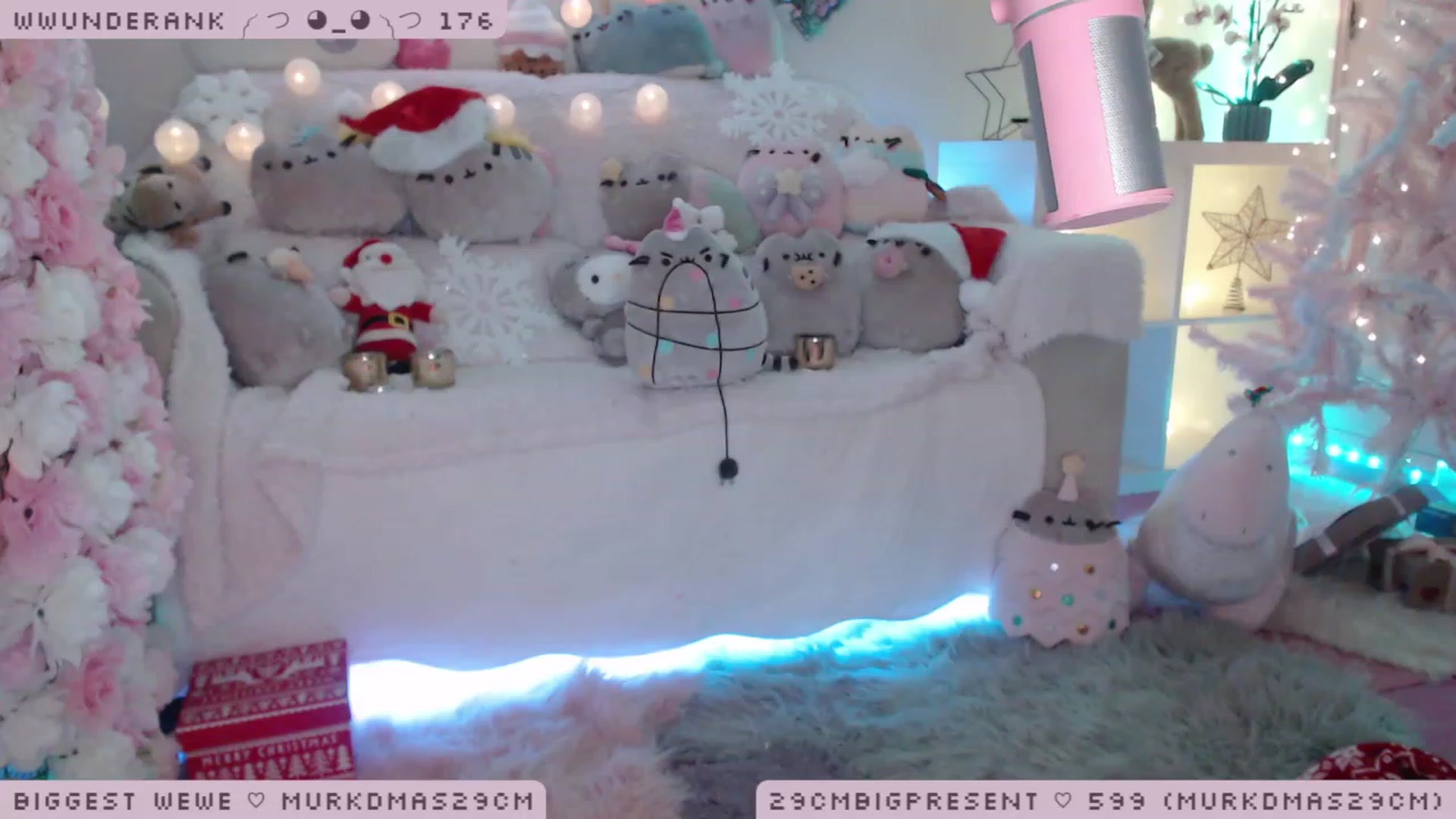 Gallery image thumbnail from MerryBishmas's myfreecams stream on, 12/25/2022, 02:49 image 14 of 20