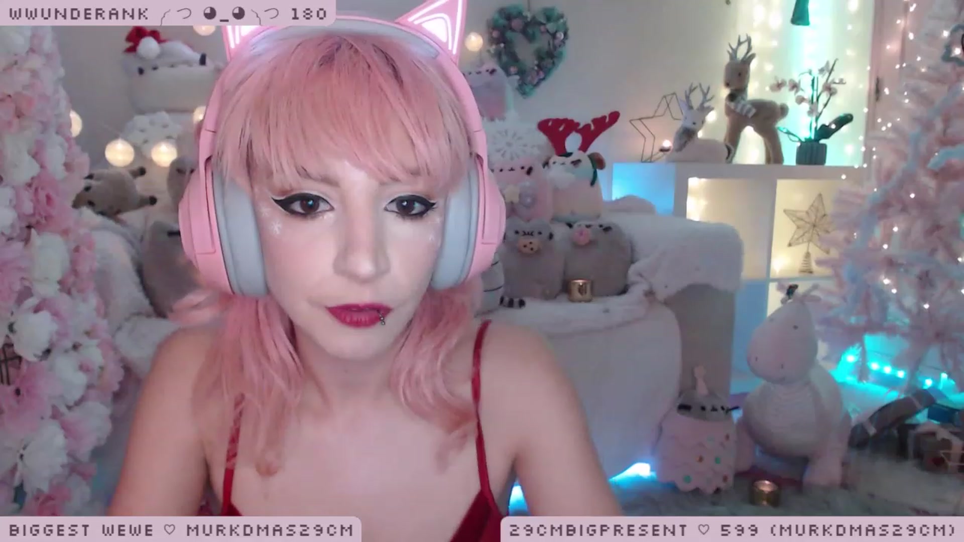 Gallery image thumbnail from MerryBishmas's myfreecams stream on, 12/26/2022, 01:56 image 11 of 20