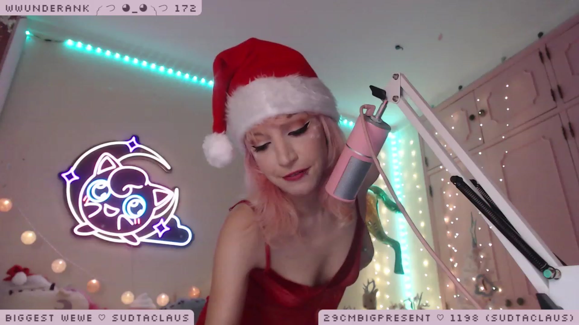 Gallery image thumbnail from MerryBishmas's myfreecams stream on, 12/26/2022, 01:56 image 17 of 20