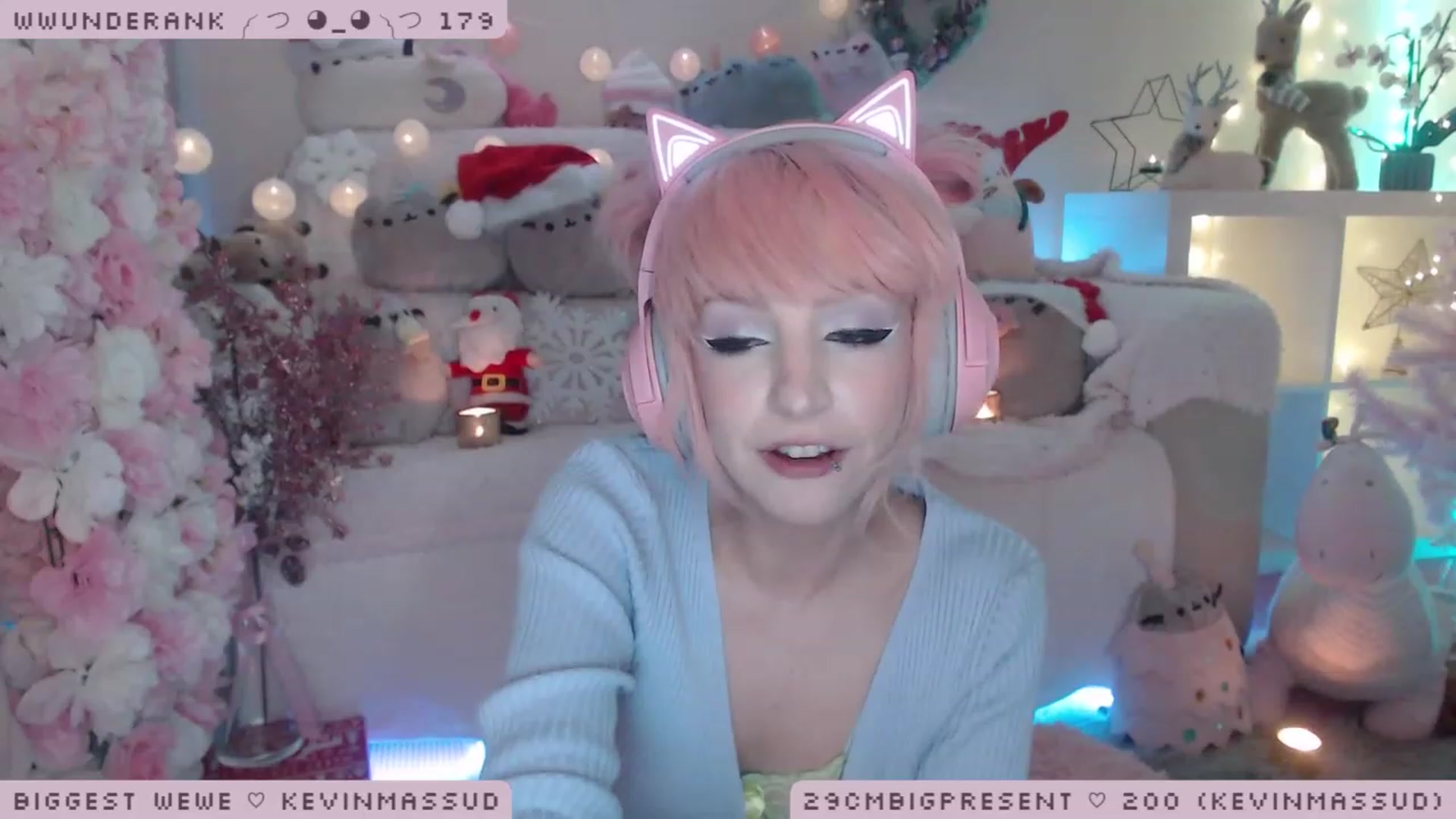 Gallery image thumbnail from MerryBishmas's myfreecams stream on, 12/29/2022, 24:45 image 19 of 20