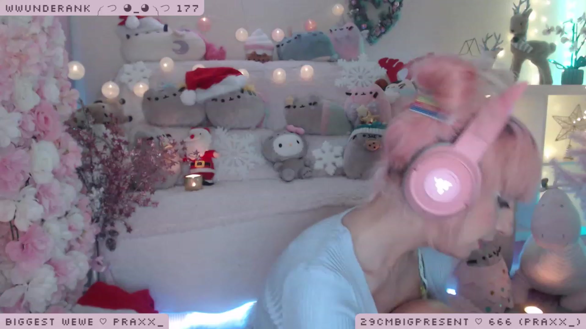 Gallery image thumbnail from MerryBishmas's myfreecams stream on, 12/29/2022, 02:07 image 19 of 20
