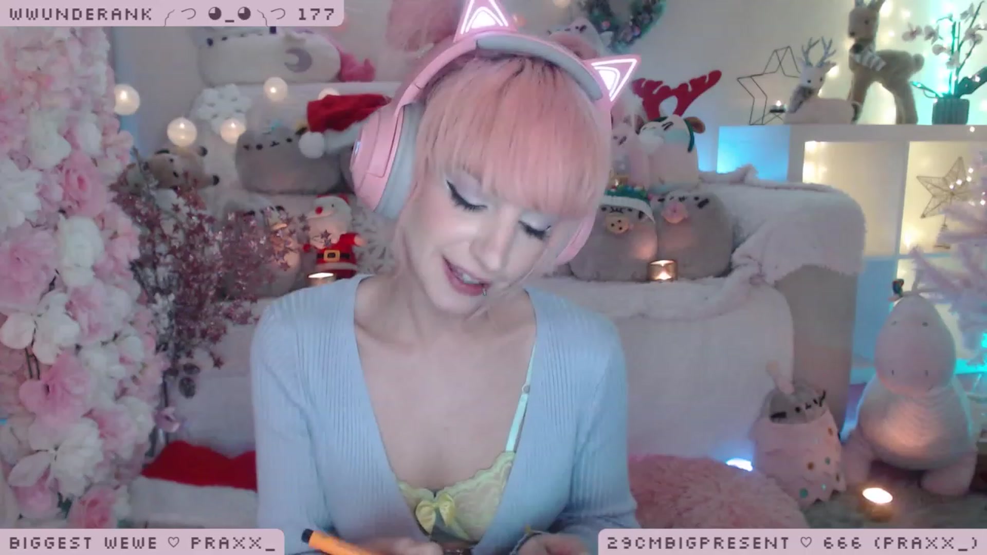 Gallery image thumbnail from MerryBishmas's myfreecams stream on, 12/29/2022, 02:07 image 11 of 20