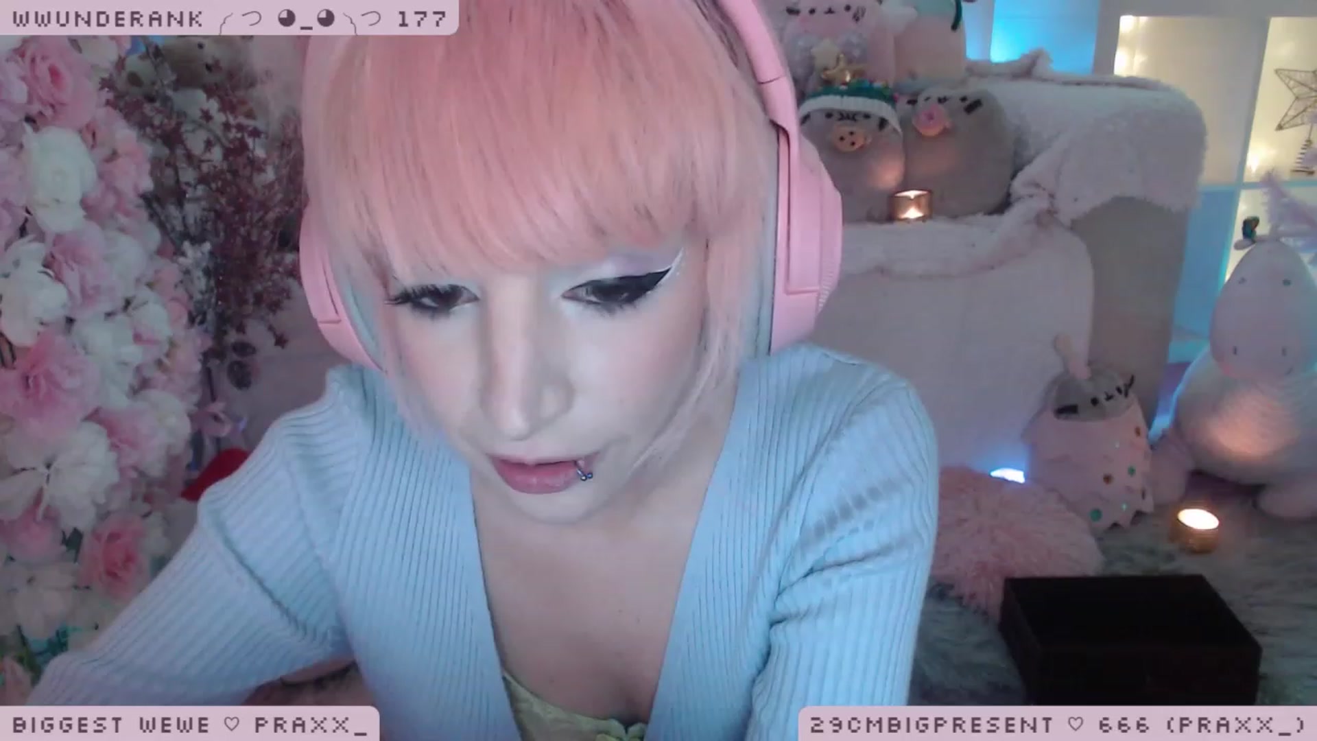 Gallery image thumbnail from MerryBishmas's myfreecams stream on, 12/29/2022, 02:07 image 18 of 20