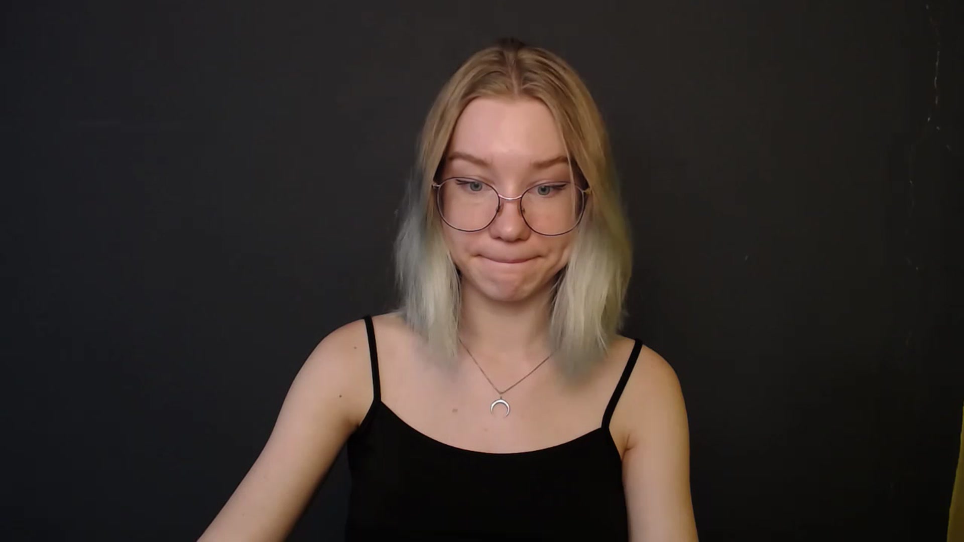 Gallery image thumbnail from MerryMarx's myfreecams stream on, 07/17/2023, 08:17 image 14 of 20