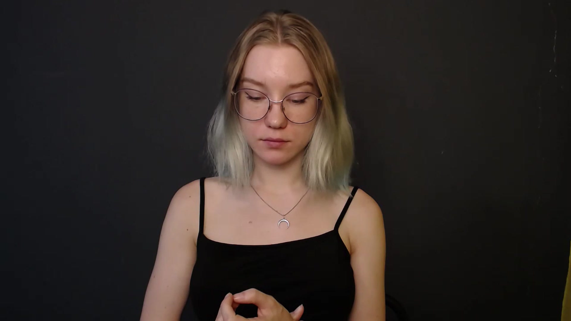 Gallery image thumbnail from MerryMarx's myfreecams stream on, 07/17/2023, 09:28 image 10 of 20