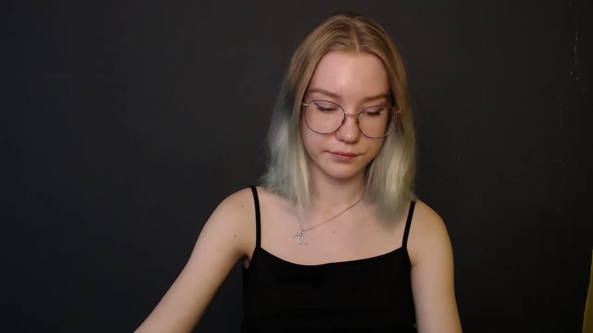 Gallery image thumbnail from MerryMarx's myfreecams stream on, 07/17/2023, 09:28 image 3 of 20
