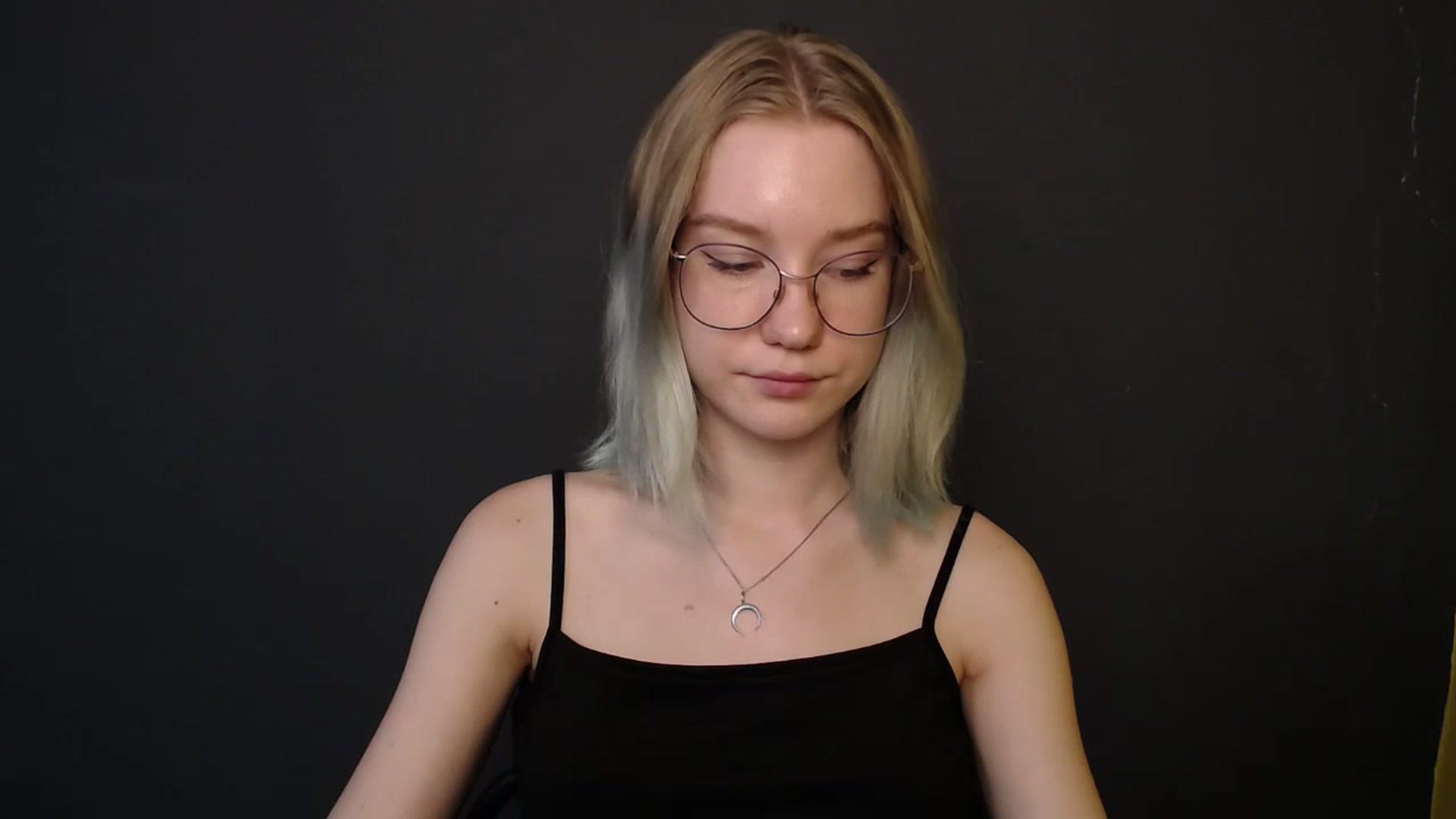 Gallery image thumbnail from MerryMarx's myfreecams stream on, 07/17/2023, 10:29 image 17 of 20