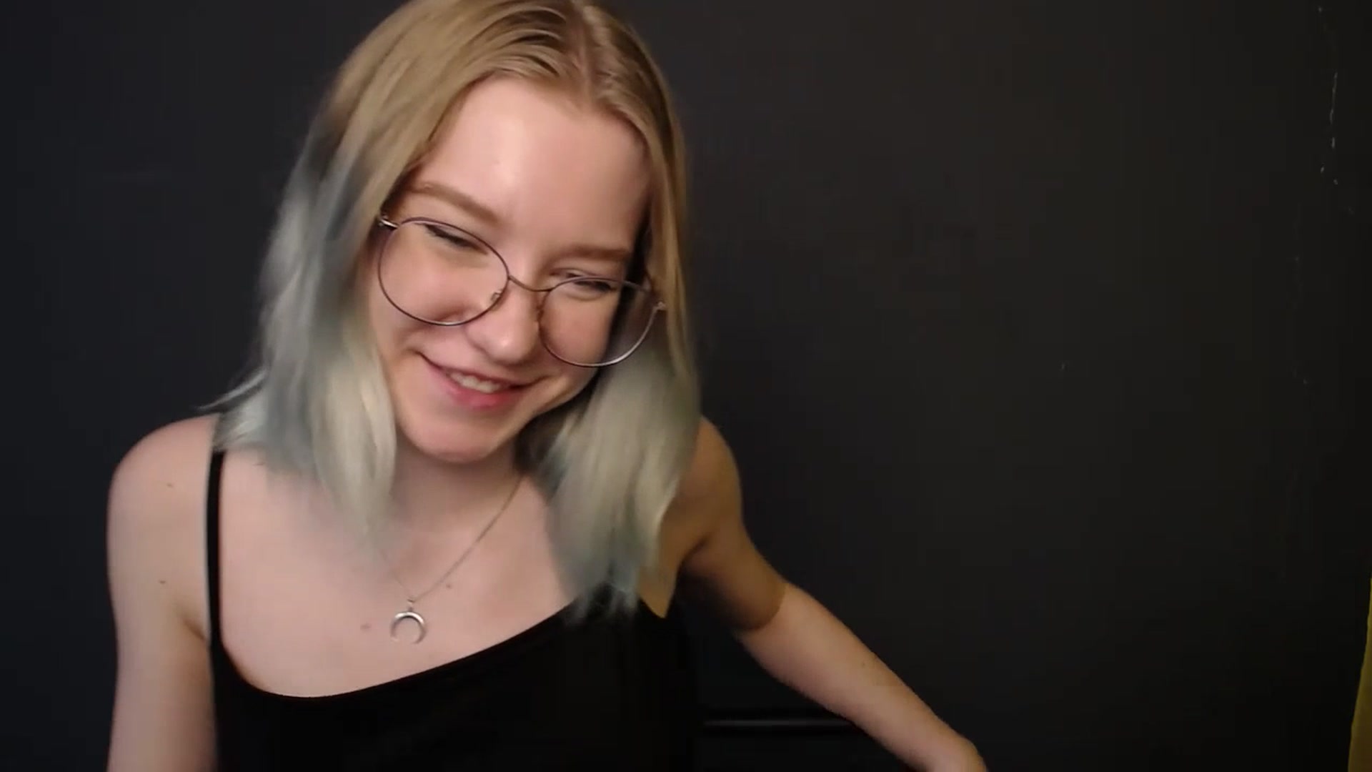 Gallery image thumbnail from MerryMarx's myfreecams stream on, 07/17/2023, 10:29 image 20 of 20