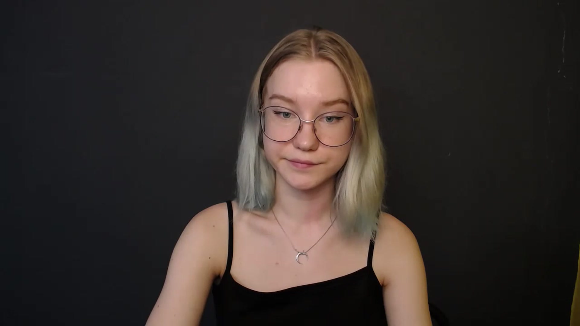 Gallery image thumbnail from MerryMarx's myfreecams stream on, 07/17/2023, 10:29 image 2 of 20