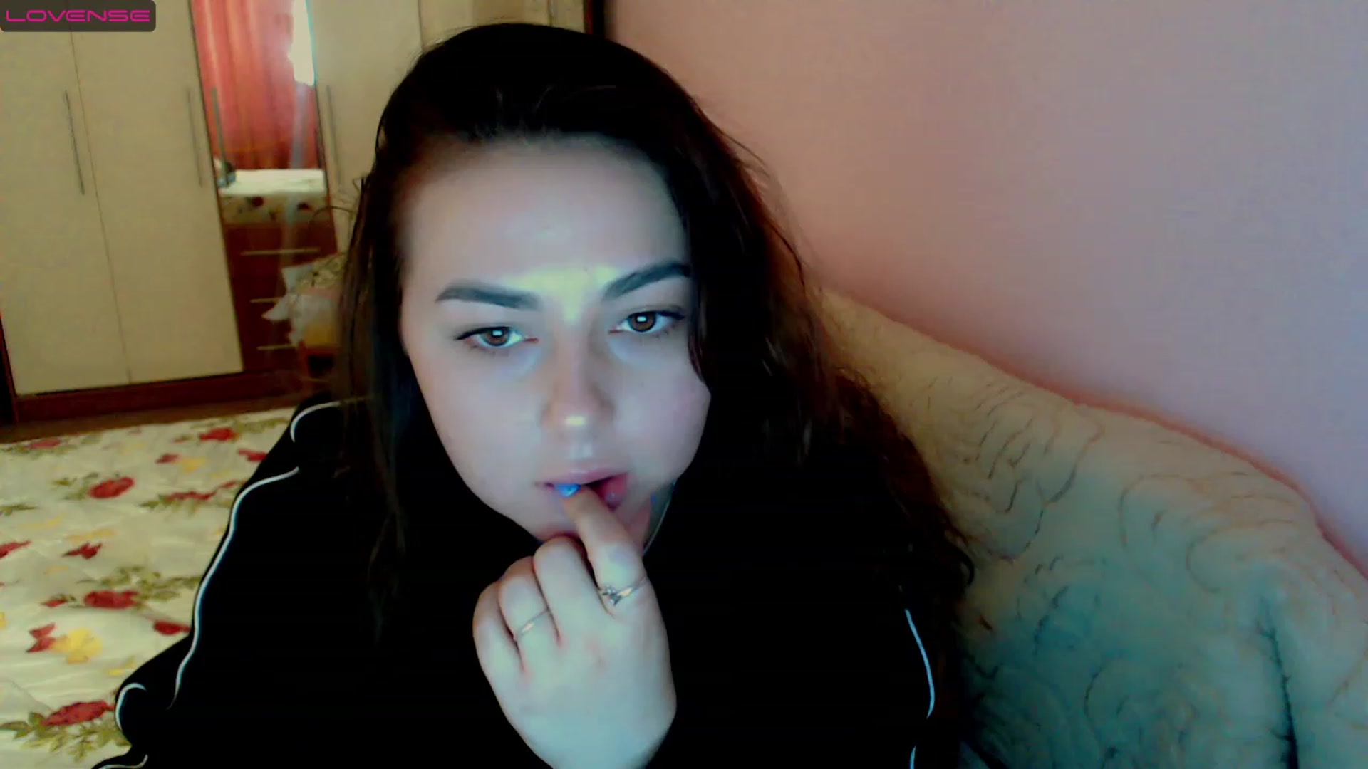 Gallery image thumbnail from MerryTin's myfreecams stream on, 03/29/2023, 17:13 image 4 of 20