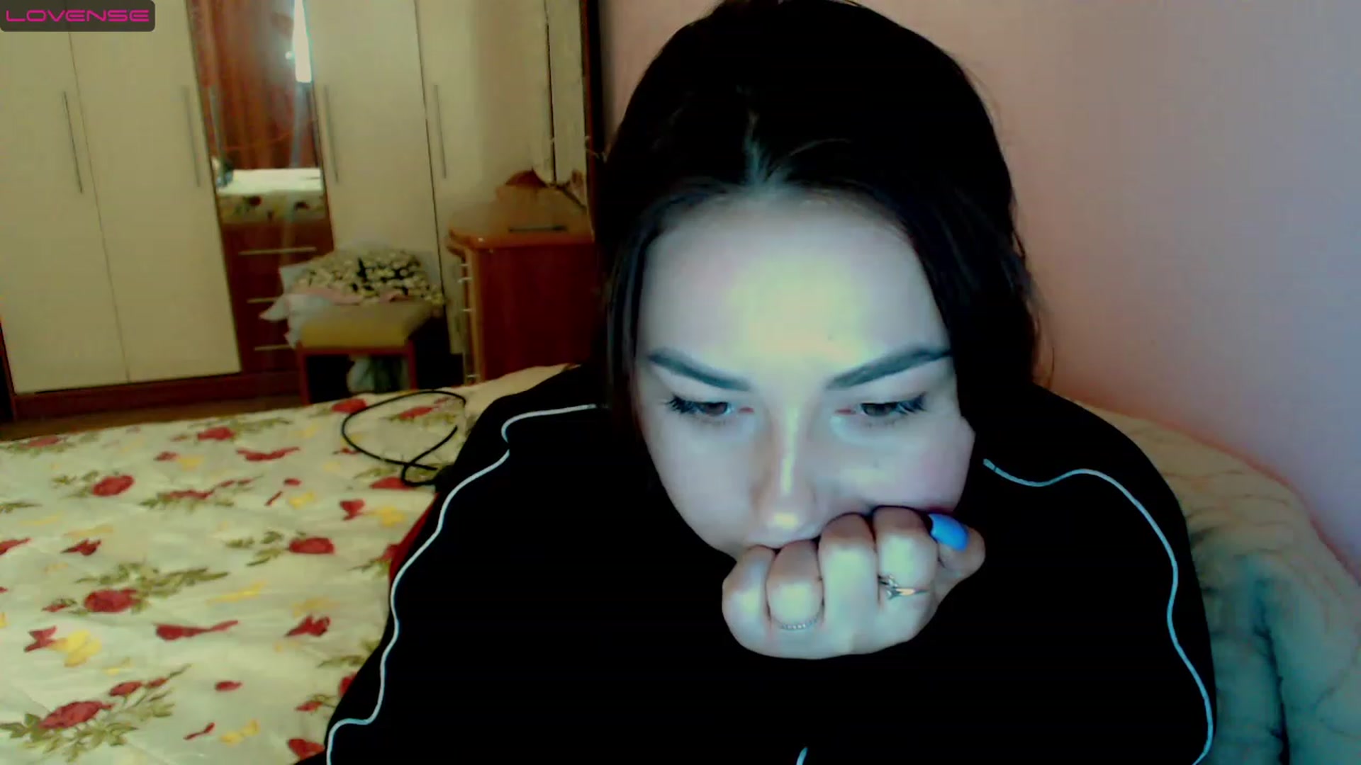 Gallery image thumbnail from MerryTin's myfreecams stream on, 03/29/2023, 17:13 image 17 of 20