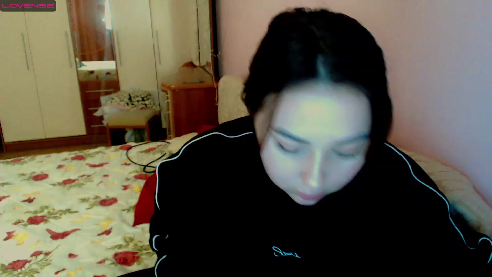 Gallery image thumbnail from MerryTin's myfreecams stream on, 03/29/2023, 18:08 image 12 of 20