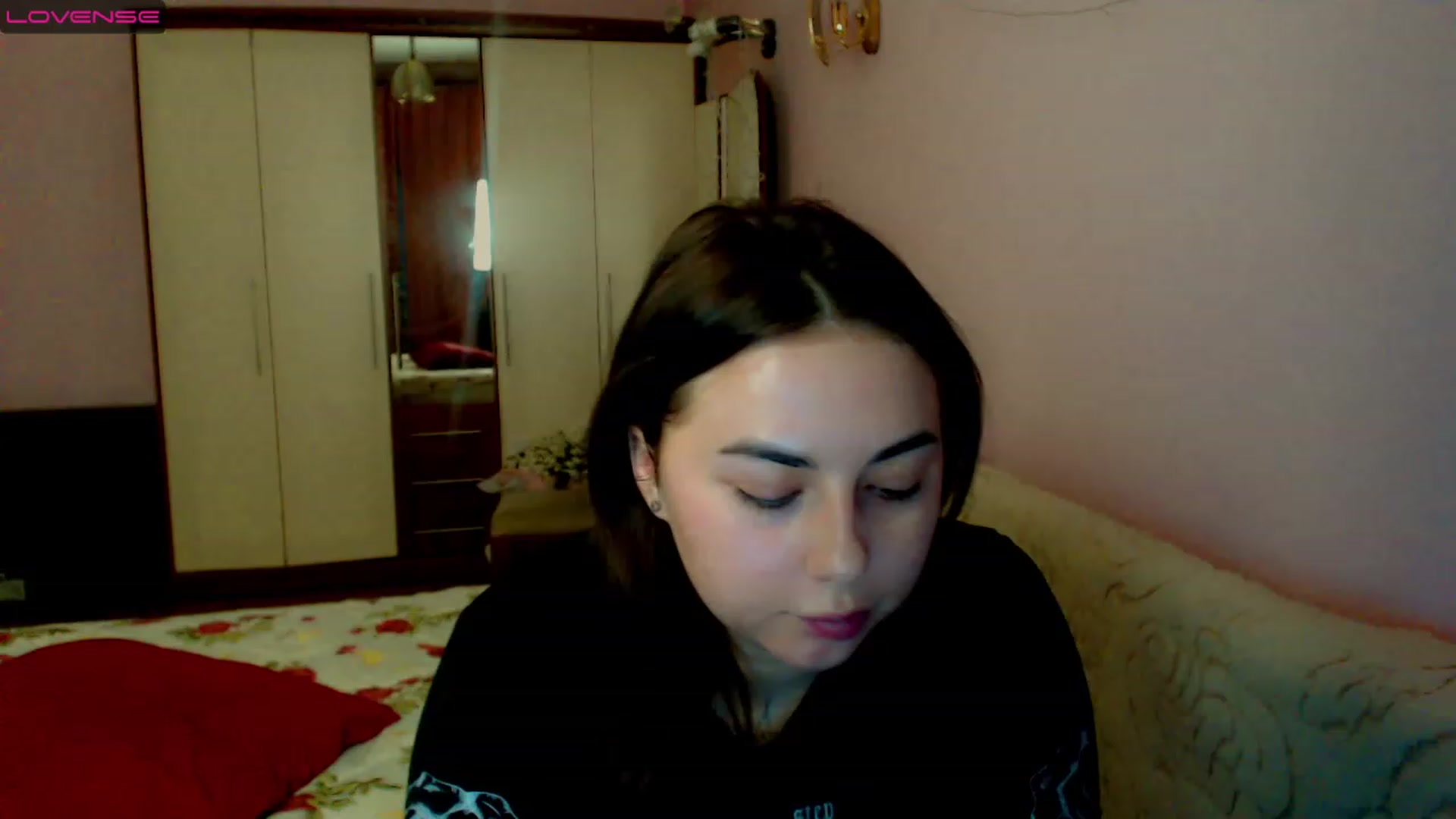 Gallery image thumbnail from MerryTin's myfreecams stream on, 03/30/2023, 17:11 image 6 of 20