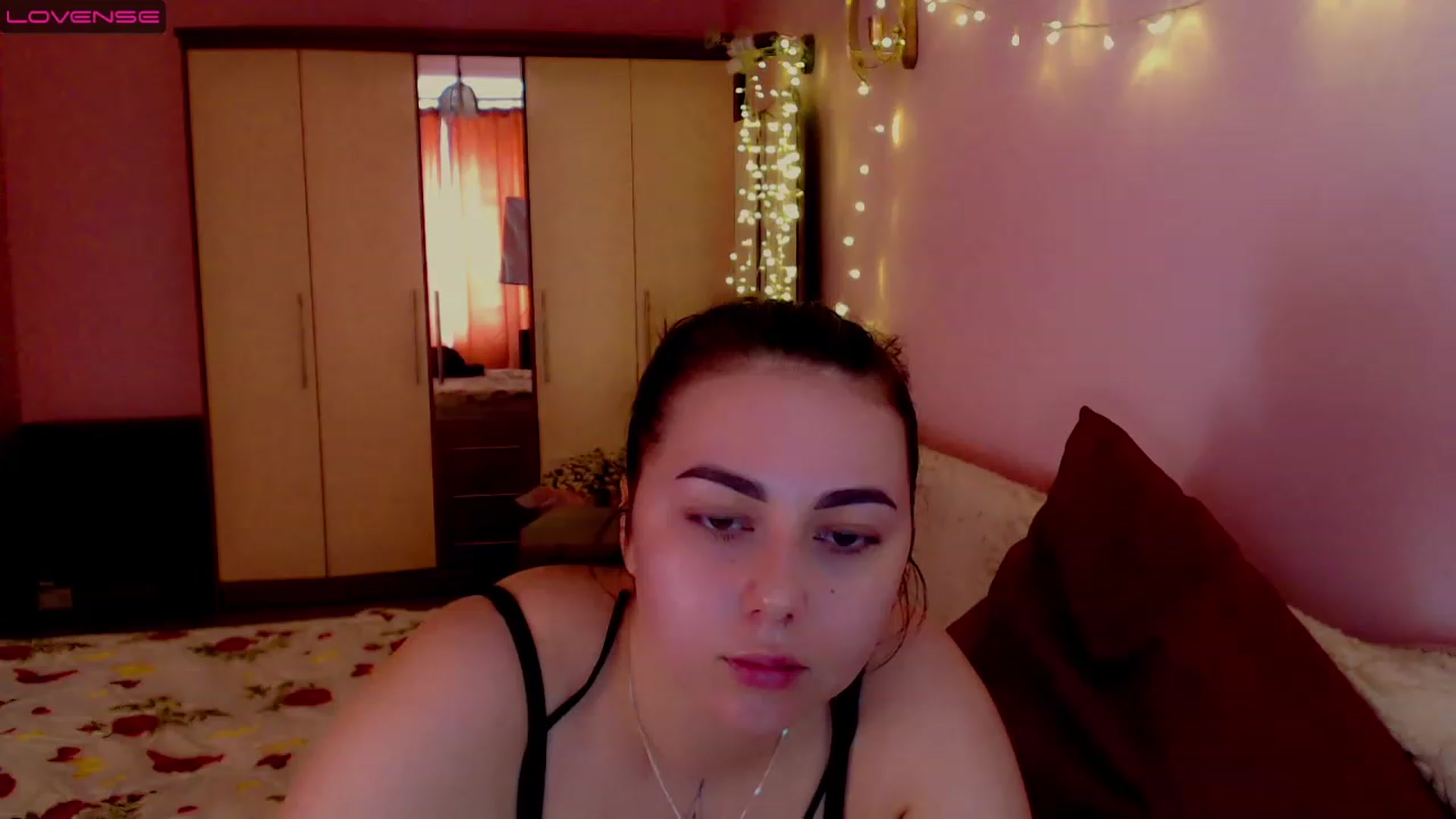 Gallery image thumbnail from MerryTin's myfreecams stream on, 03/31/2023, 14:02 image 15 of 20