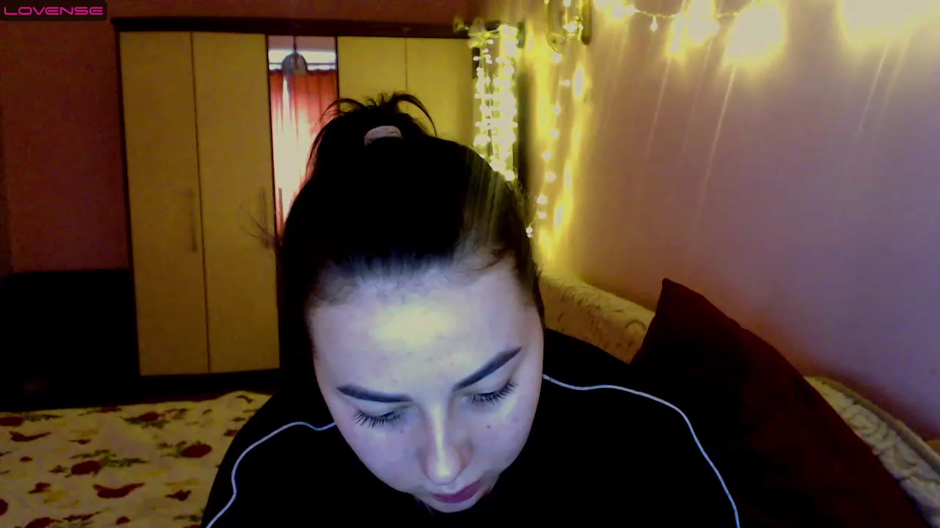 Gallery image thumbnail from MerryTin's myfreecams stream on, 03/31/2023, 14:02 image 19 of 20