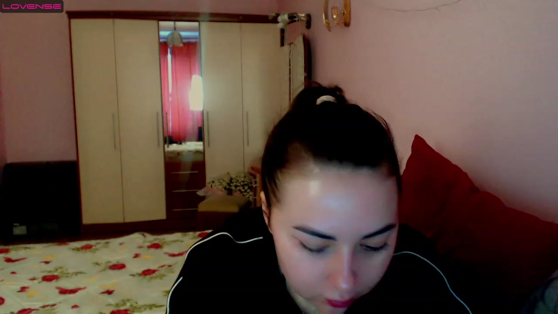 Gallery image thumbnail from MerryTin's myfreecams stream on, 03/31/2023, 14:02 image 3 of 20