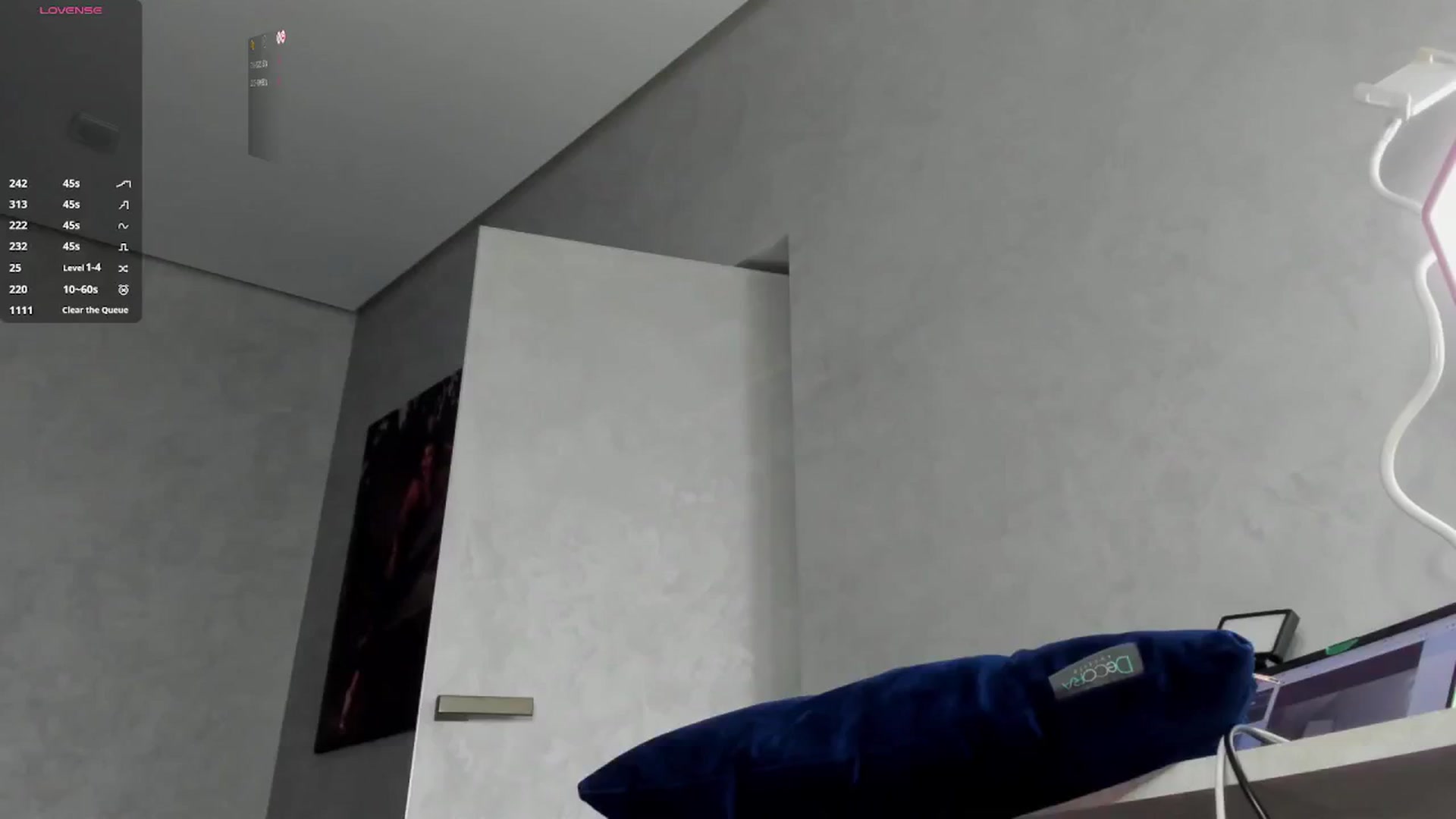 Gallery image thumbnail from MerryXMasK's myfreecams stream on, 12/16/2024, 19:05 image 16 of 20