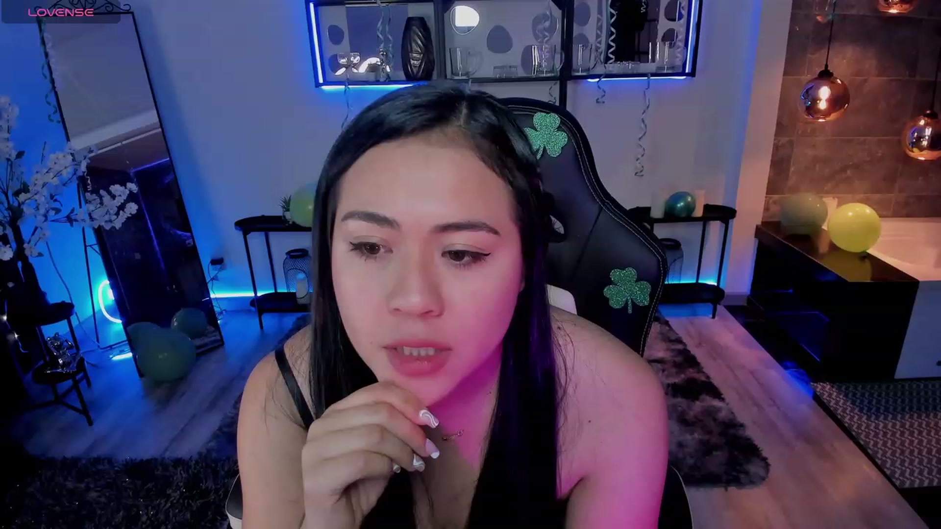 Gallery image thumbnail from Mery_hanks's myfreecams stream on, 03/18/2024, 06:48 image 17 of 20