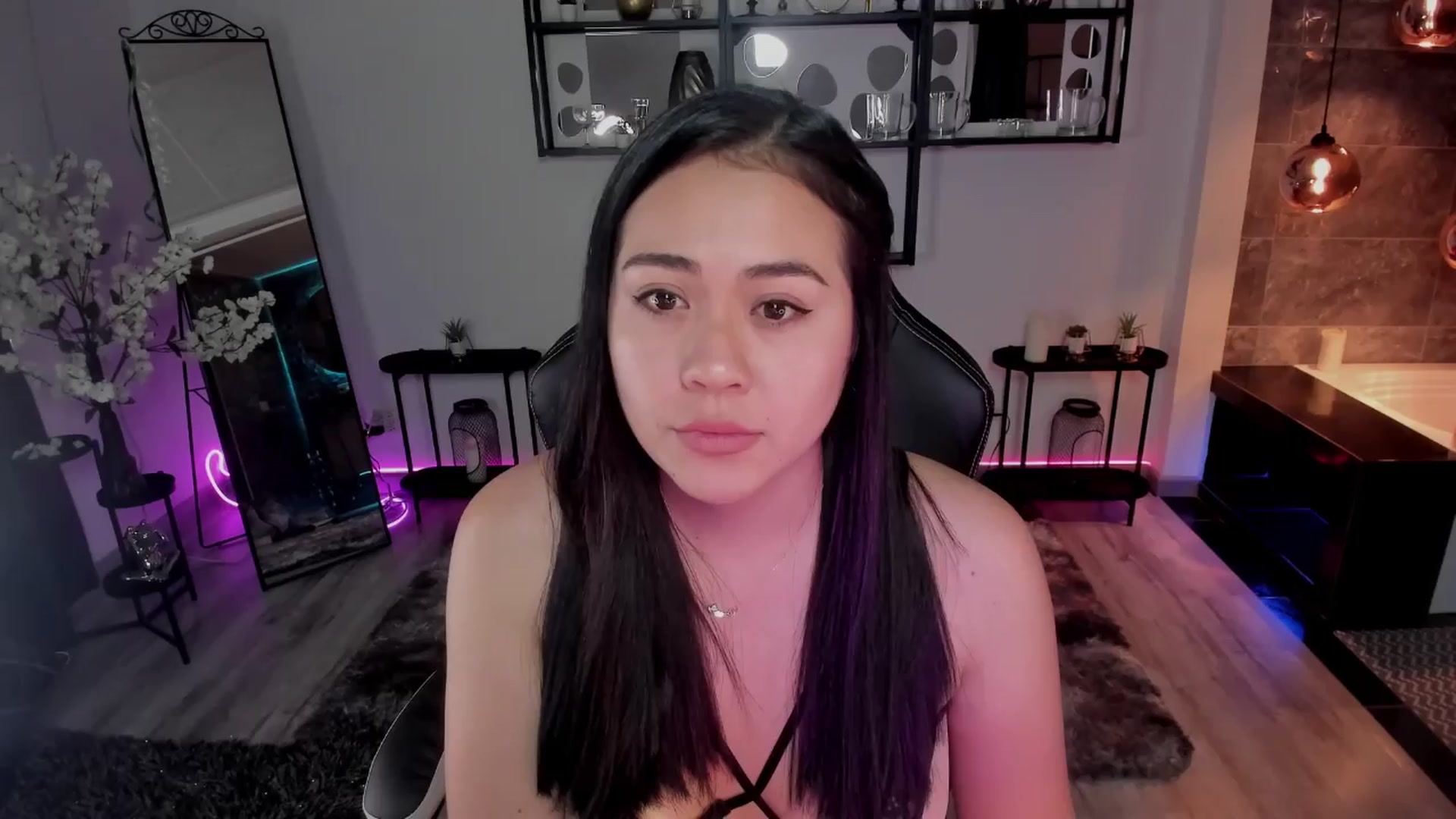 Gallery image thumbnail from Mery_hanks's myfreecams stream on, 03/26/2024, 09:12 image 18 of 20