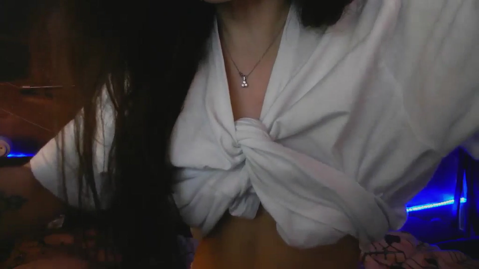 Gallery image thumbnail from MesiIIA's myfreecams stream on, 05/03/2024, 13:33 image 3 of 20