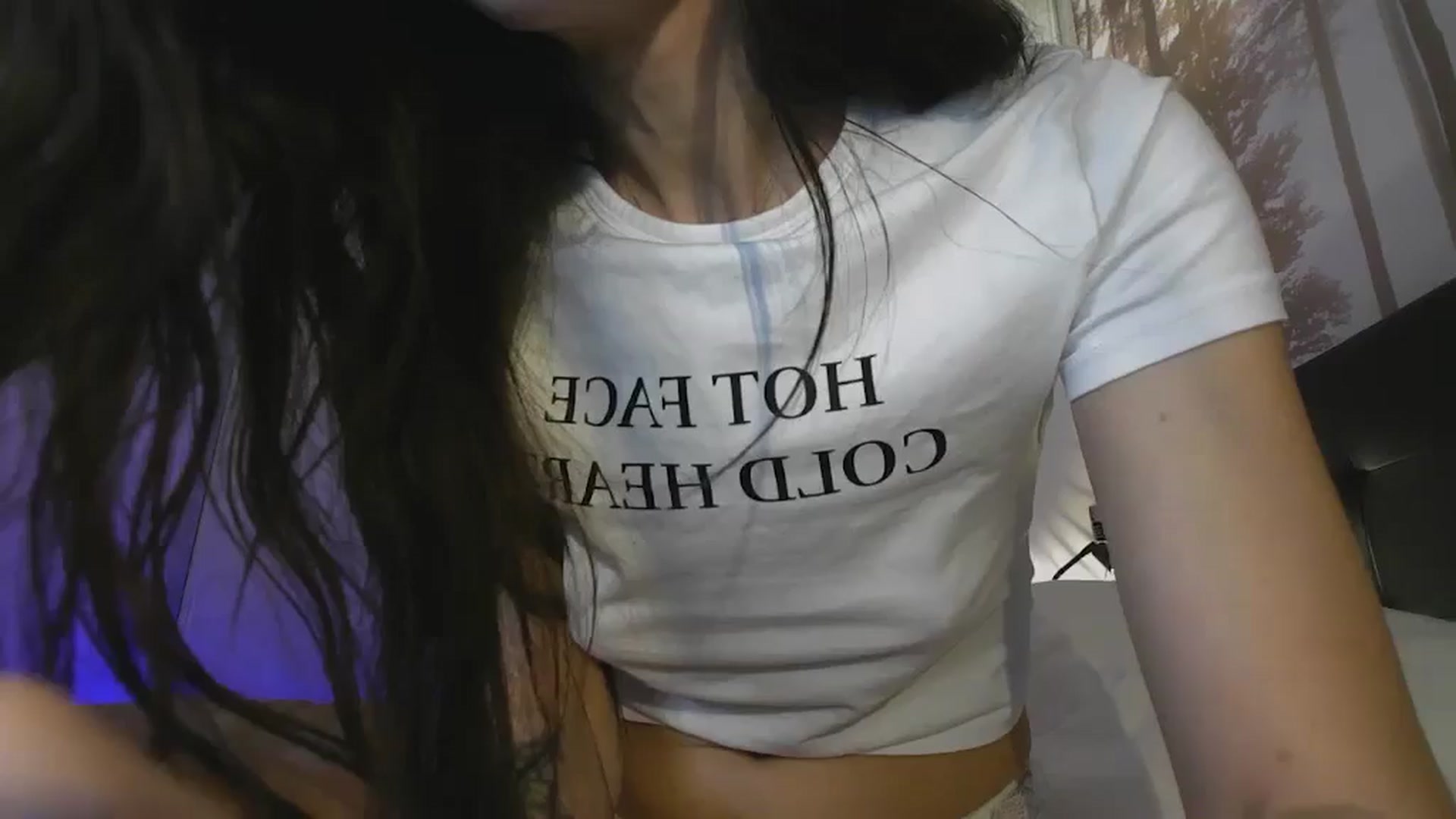 Gallery image thumbnail from MesiIIA's myfreecams stream on, 05/06/2024, 12:06 image 9 of 20