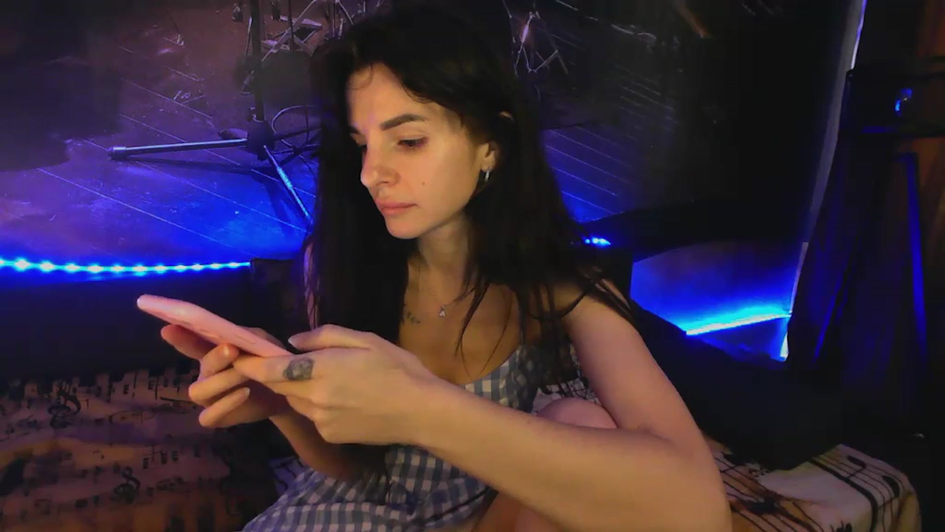 Gallery image thumbnail from MesiIIA's myfreecams stream on, 05/07/2024, 08:11 image 10 of 20