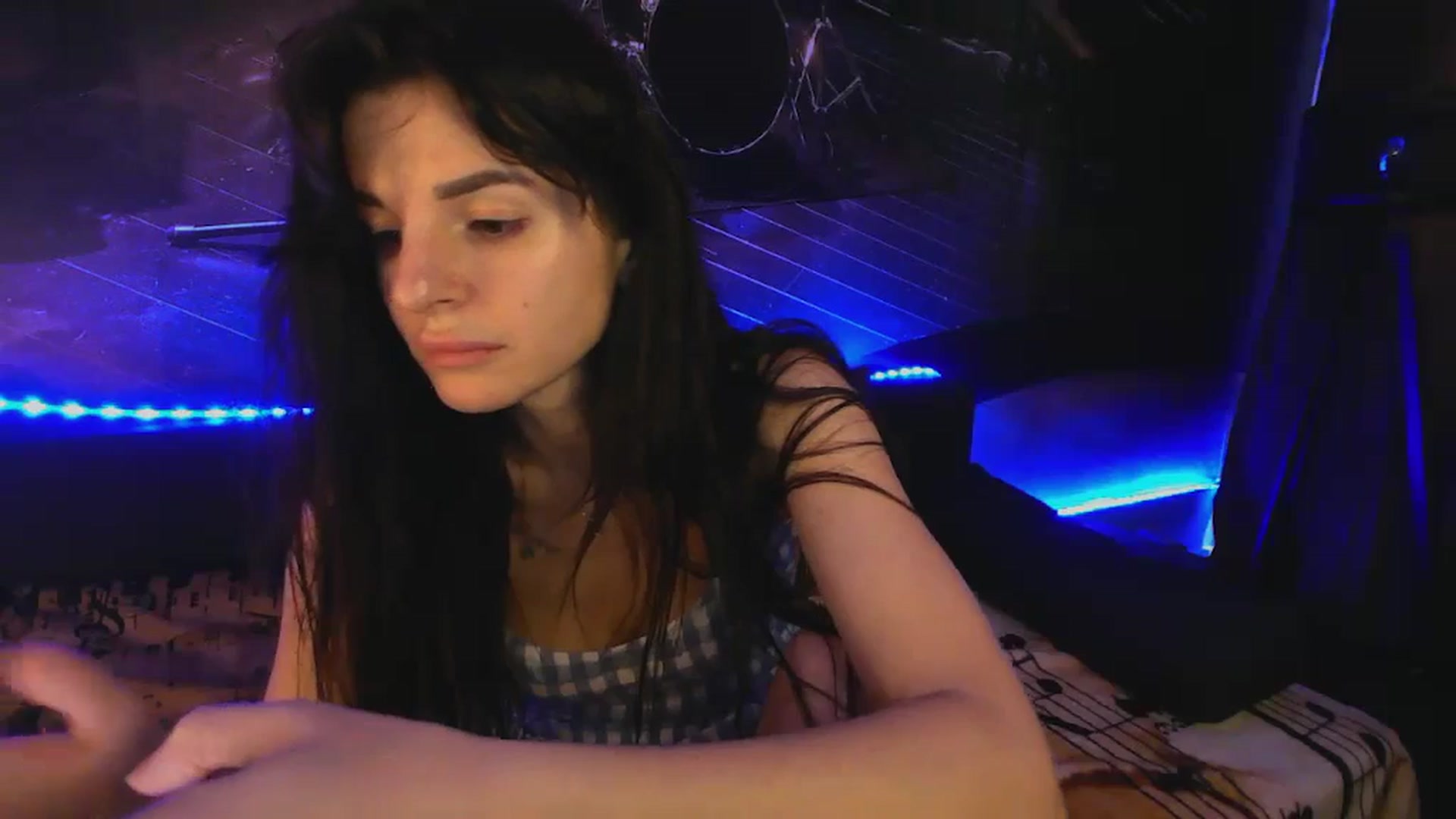 Gallery image thumbnail from MesiIIA's myfreecams stream on, 05/07/2024, 08:11 image 13 of 20