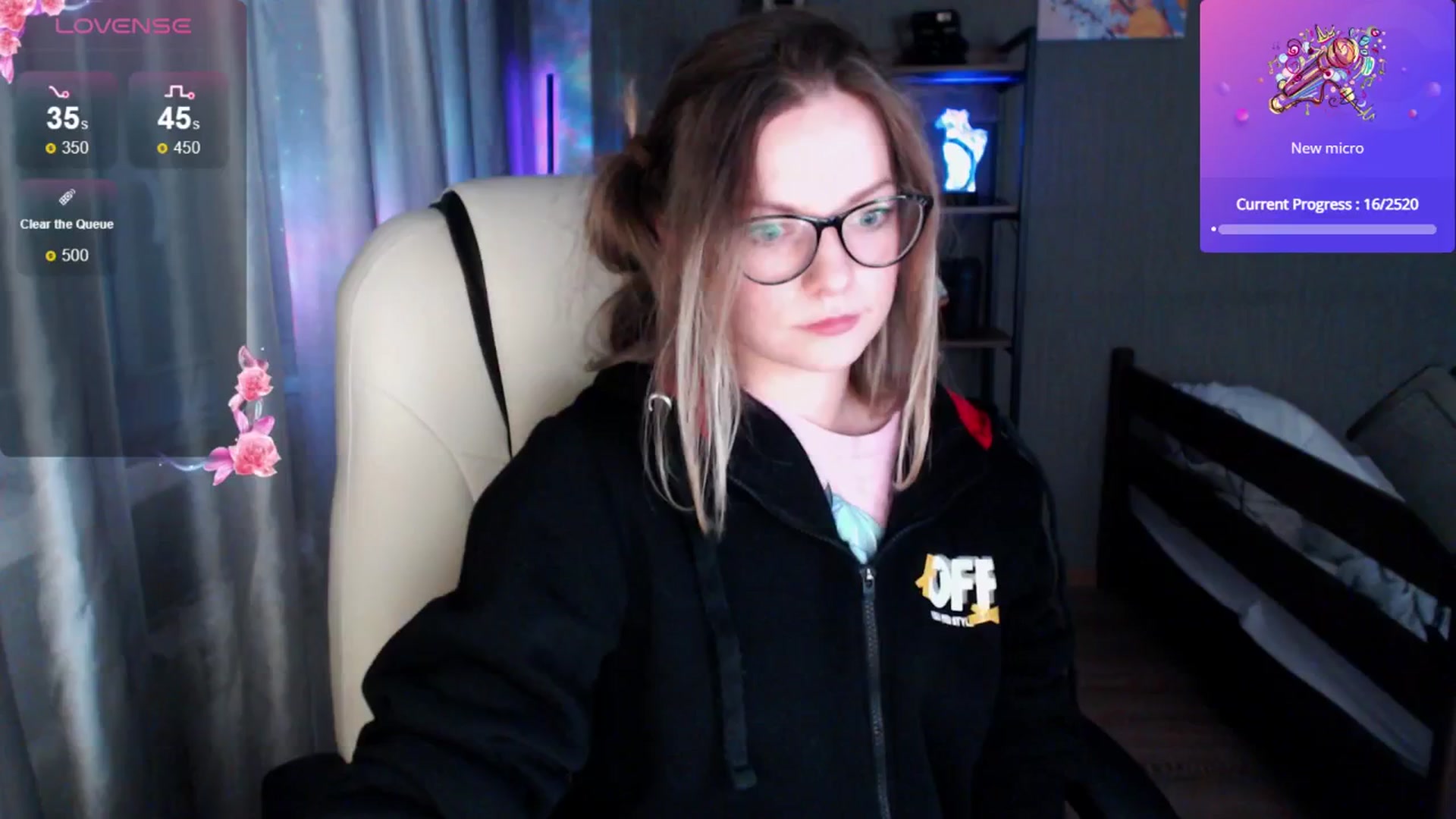 Gallery image thumbnail from MewTwo's myfreecams stream on, 05/21/2024, 21:30 image 2 of 20