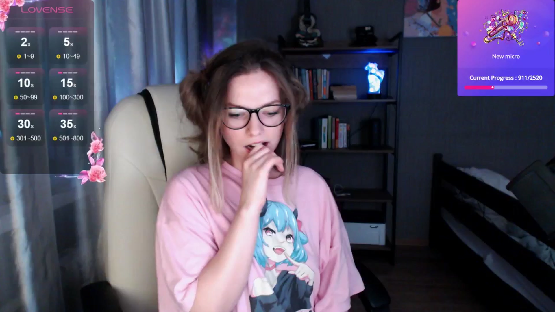 Gallery image thumbnail from MewTwo's myfreecams stream on, 05/22/2024, 24:10 image 11 of 20