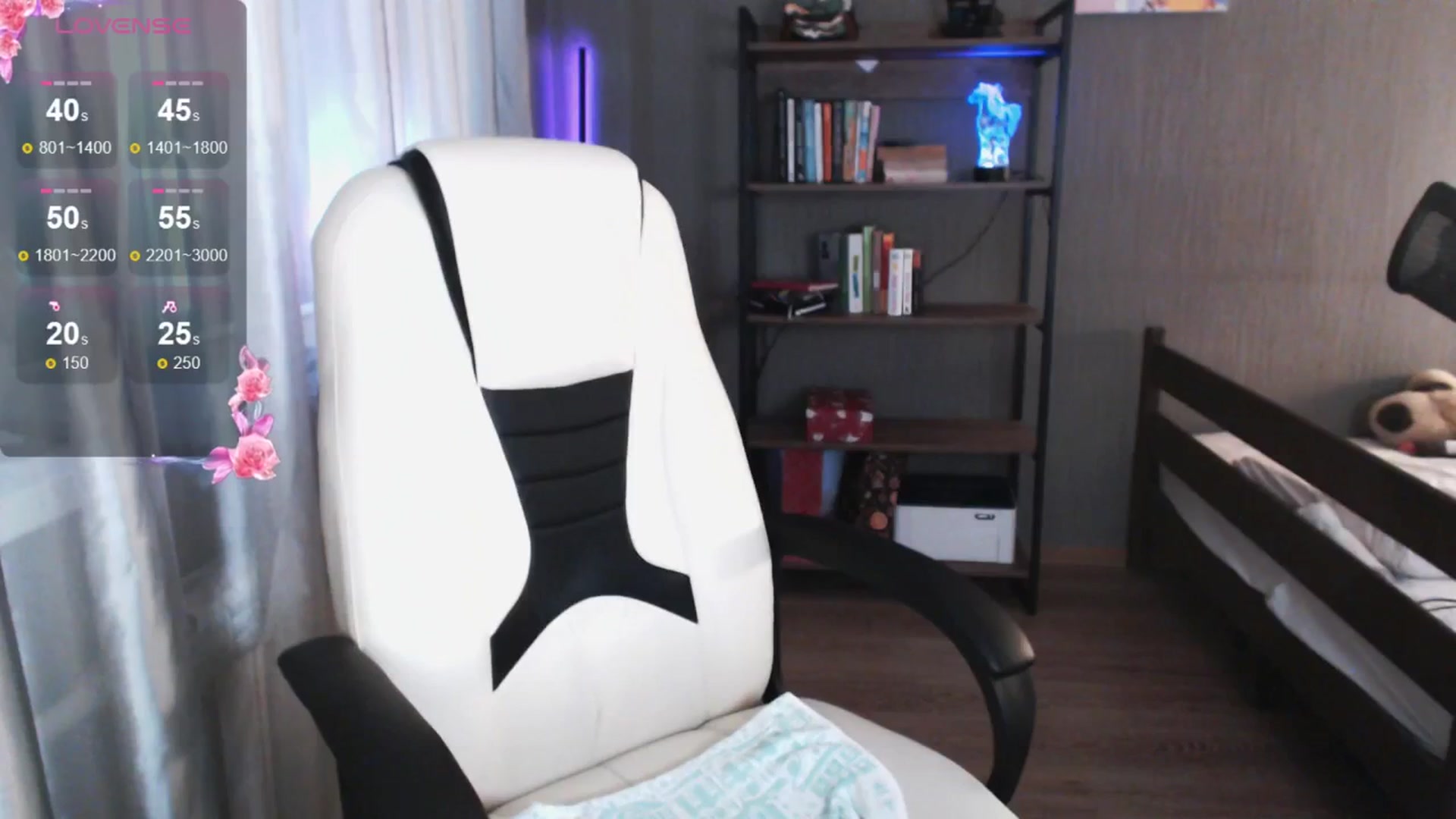Gallery image thumbnail from MewTwo's myfreecams stream on, 05/23/2024, 02:18 image 20 of 20