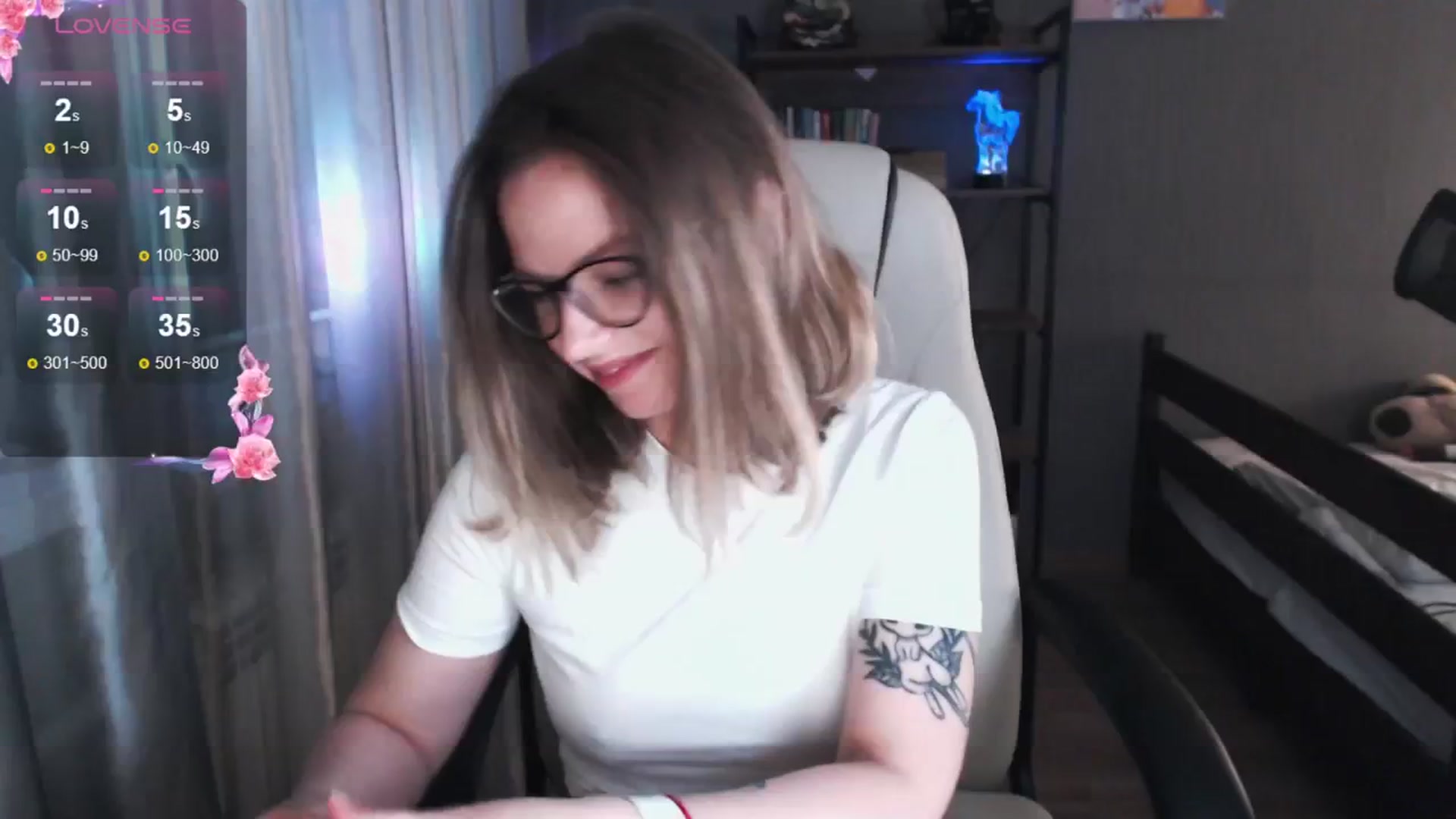 Gallery image thumbnail from MewTwo's myfreecams stream on, 05/23/2024, 03:00 image 1 of 20