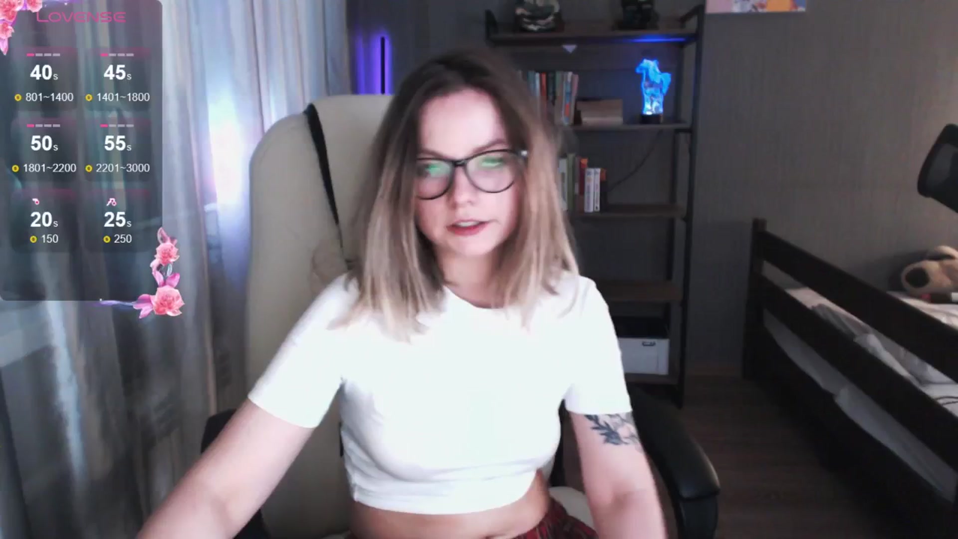Gallery image thumbnail from MewTwo's myfreecams stream on, 05/23/2024, 03:00 image 13 of 20