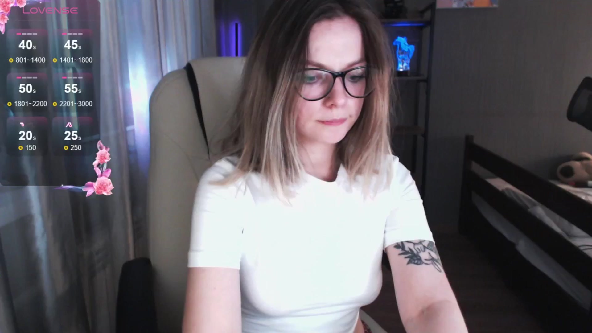 Gallery image thumbnail from MewTwo's myfreecams stream on, 05/23/2024, 03:00 image 9 of 20