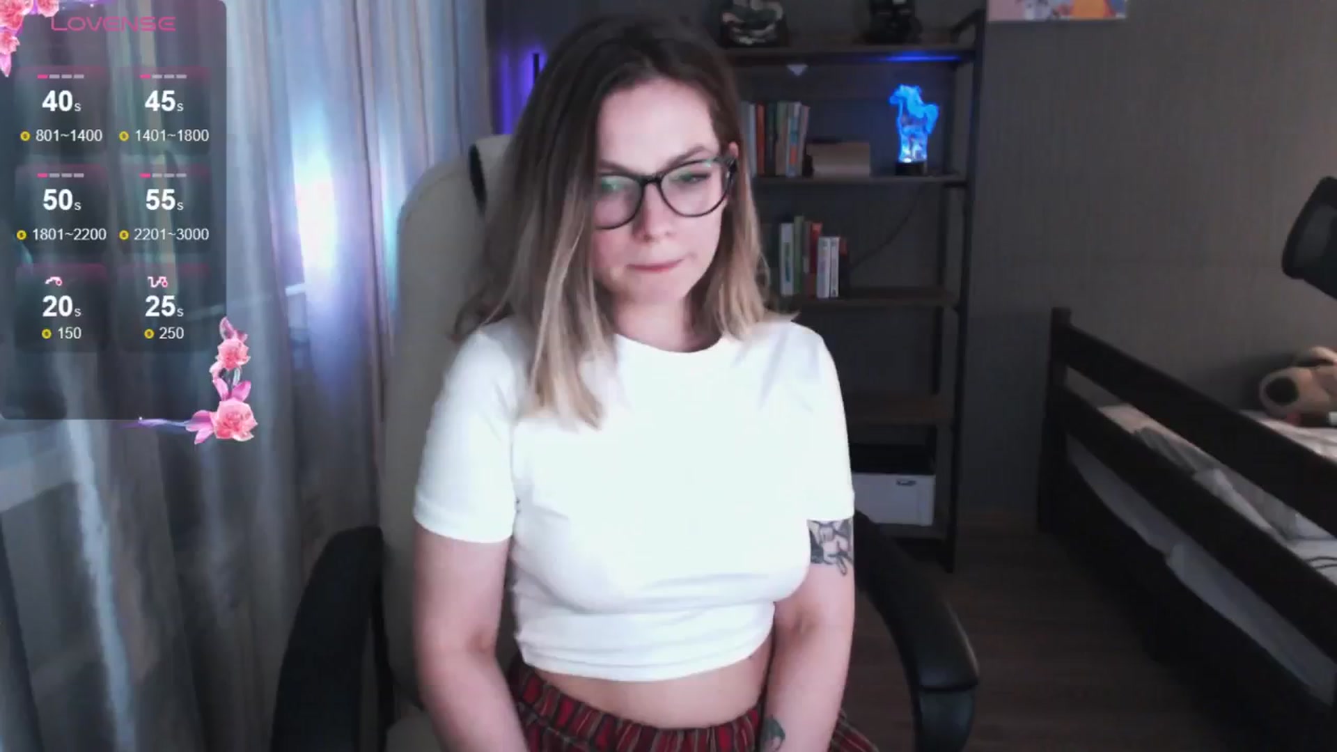 Gallery image thumbnail from MewTwo's myfreecams stream on, 05/23/2024, 03:40 image 4 of 20
