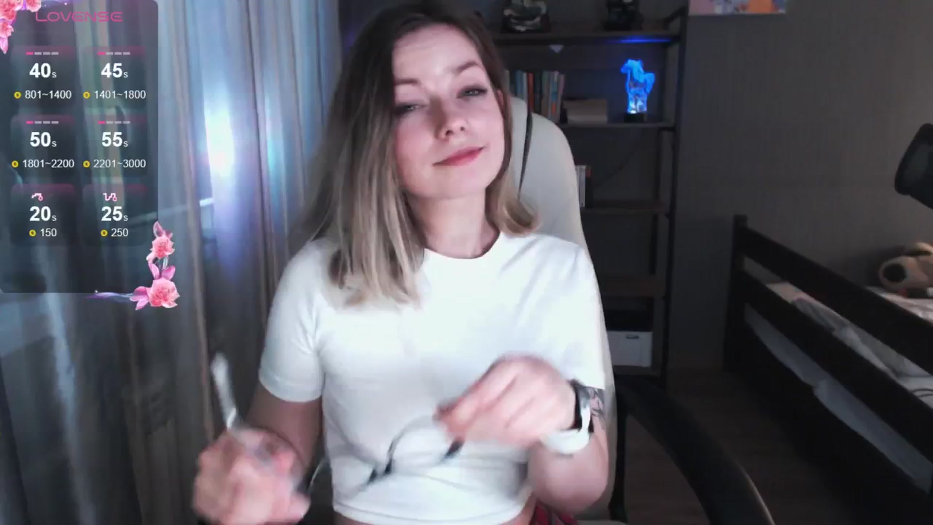 Gallery image thumbnail from MewTwo's myfreecams stream on, 05/23/2024, 03:40 image 20 of 20