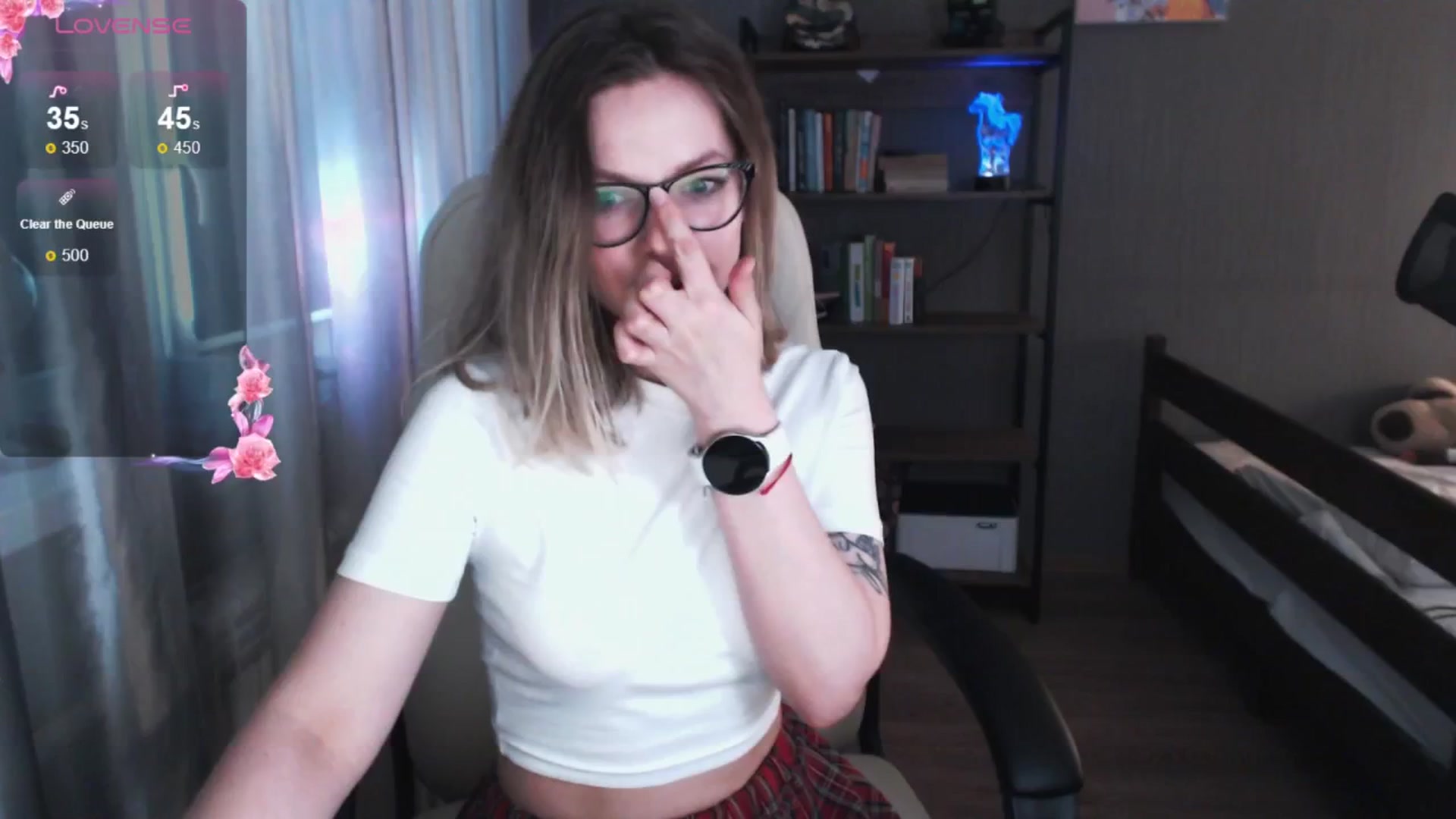 Gallery image thumbnail from MewTwo's myfreecams stream on, 05/23/2024, 03:40 image 14 of 20