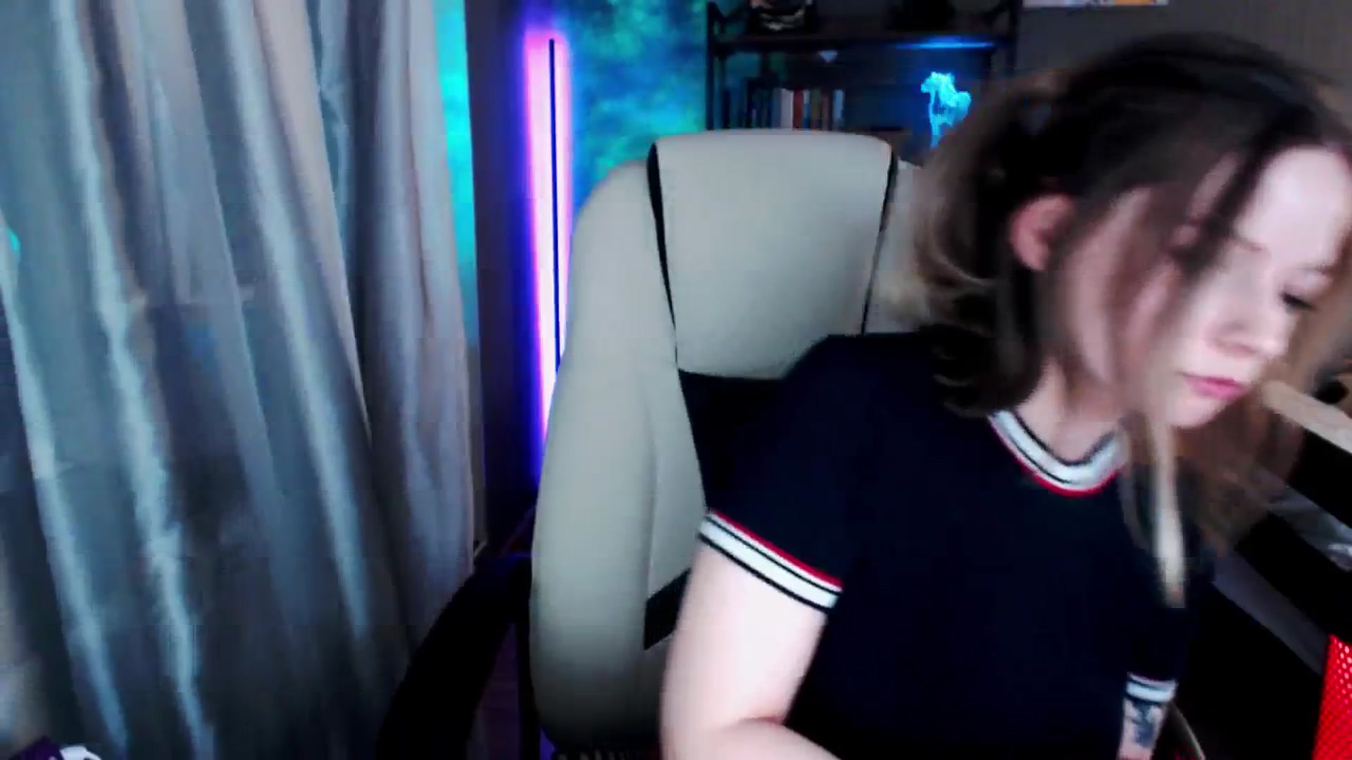 Gallery image thumbnail from MewTwo's myfreecams stream on, 05/29/2024, 22:49 image 12 of 20